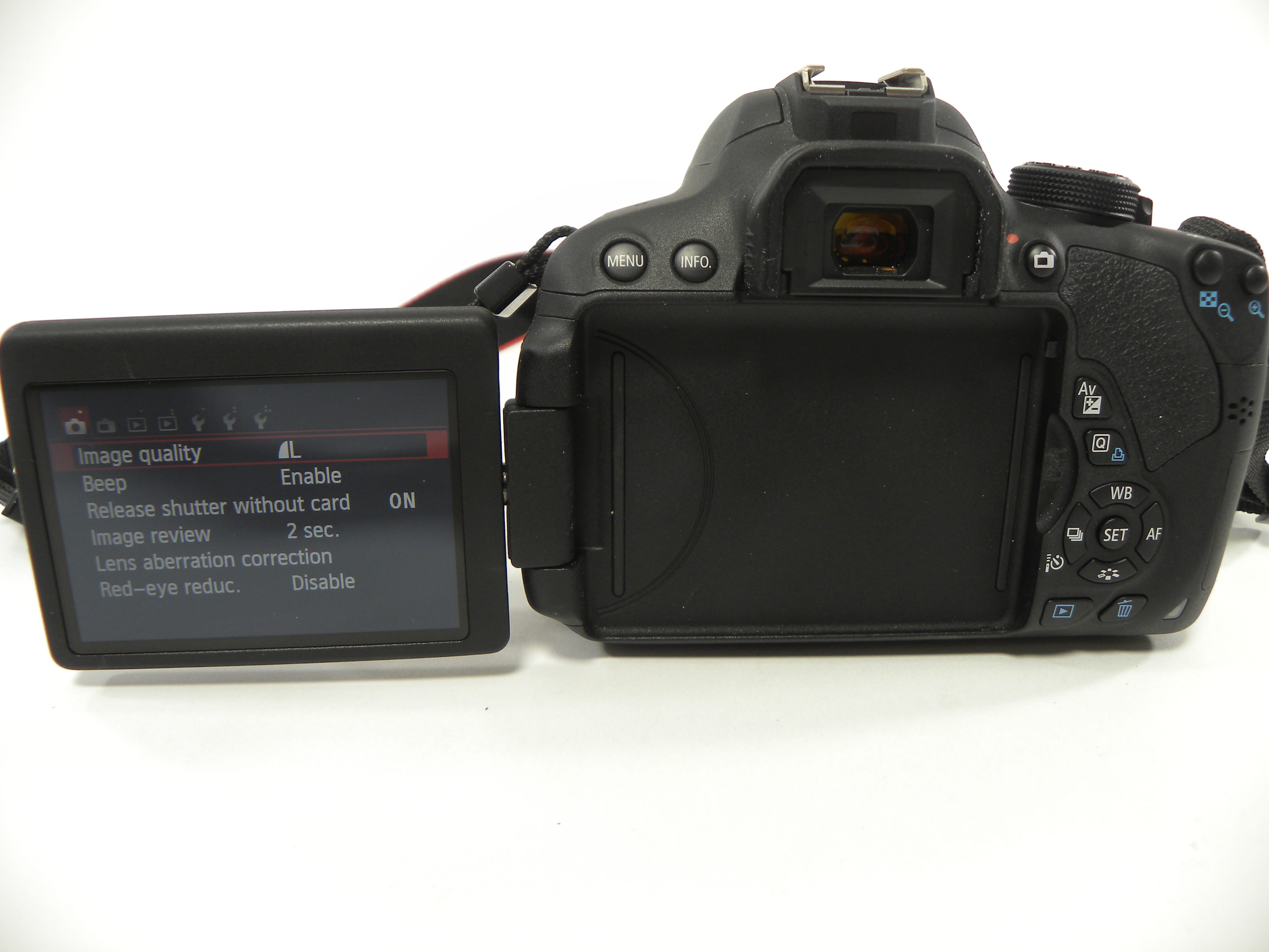 Canon EOS Rebel T5i 18.0mp Digital SLR w/EF-S 18-55 IS STM Shutter Ct. 395