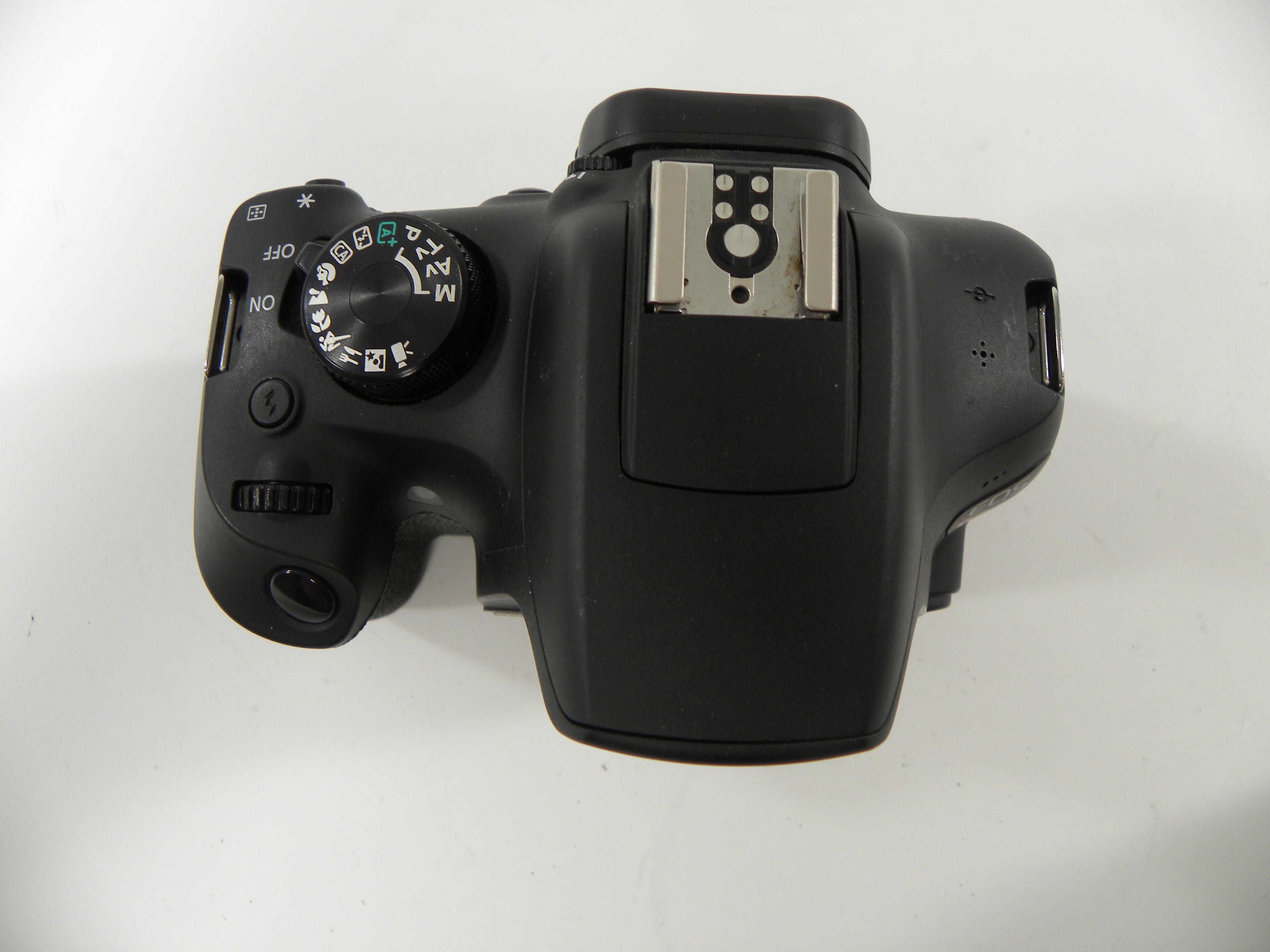 Canon EOS Rebel T6 18mp Digital SLR Body Only Shutter Ct. 12,616