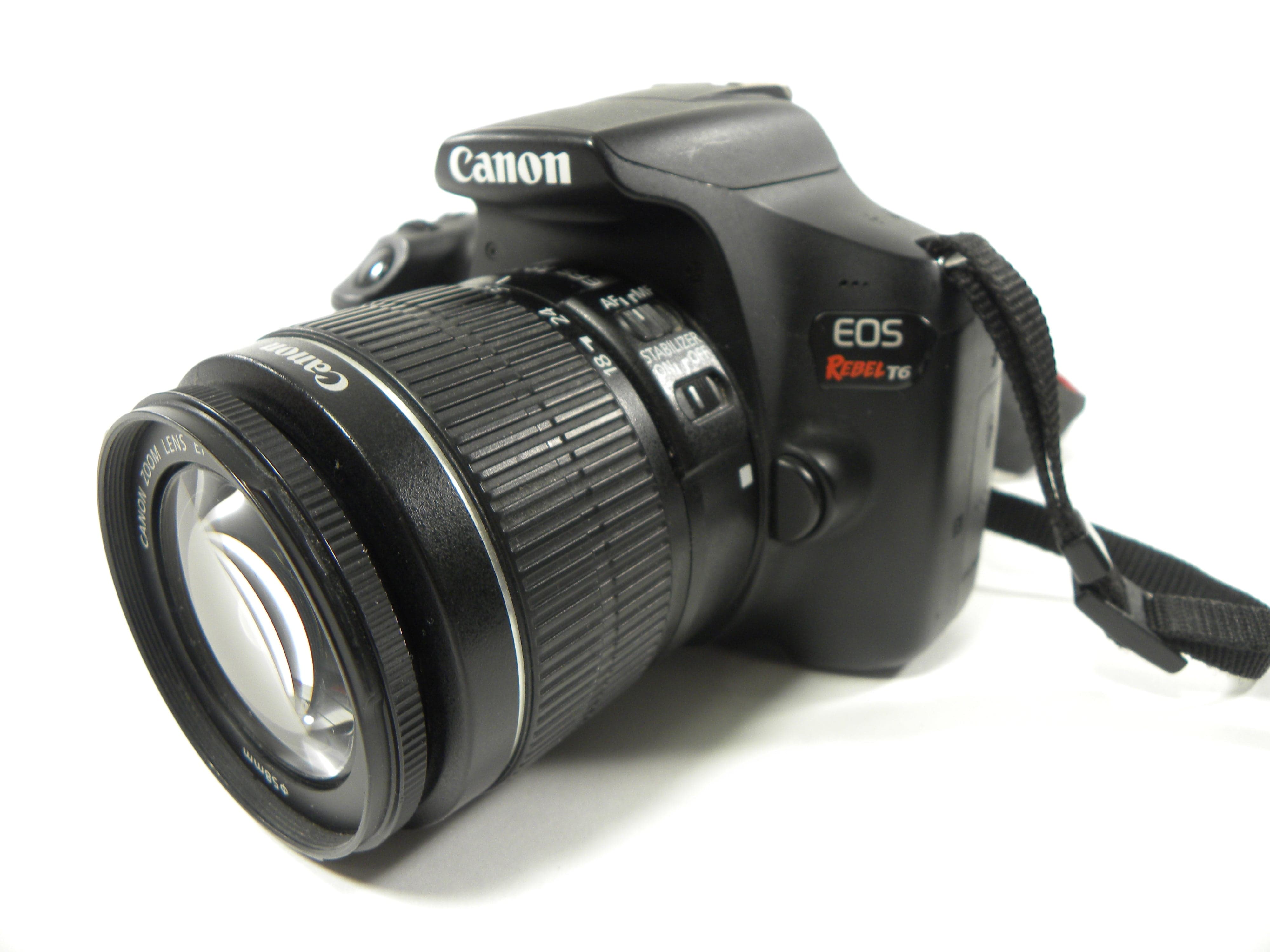 Canon EOS Rebel T6 18mp Digital SLR w/EF-S 18-55 IS II Shutter Ct. 38,086