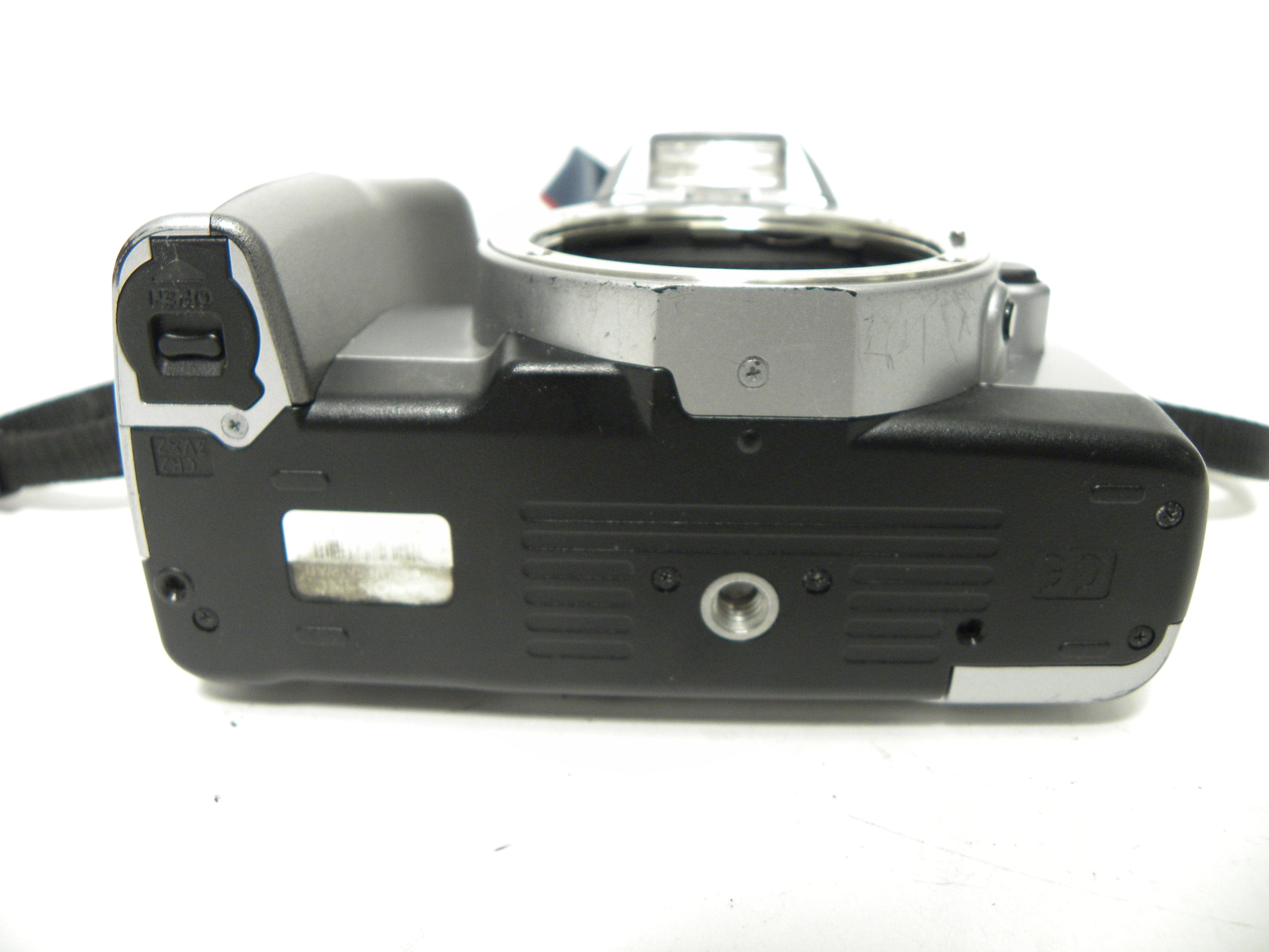 Canon EOS Rebel Ti 35mm SLR camera body only