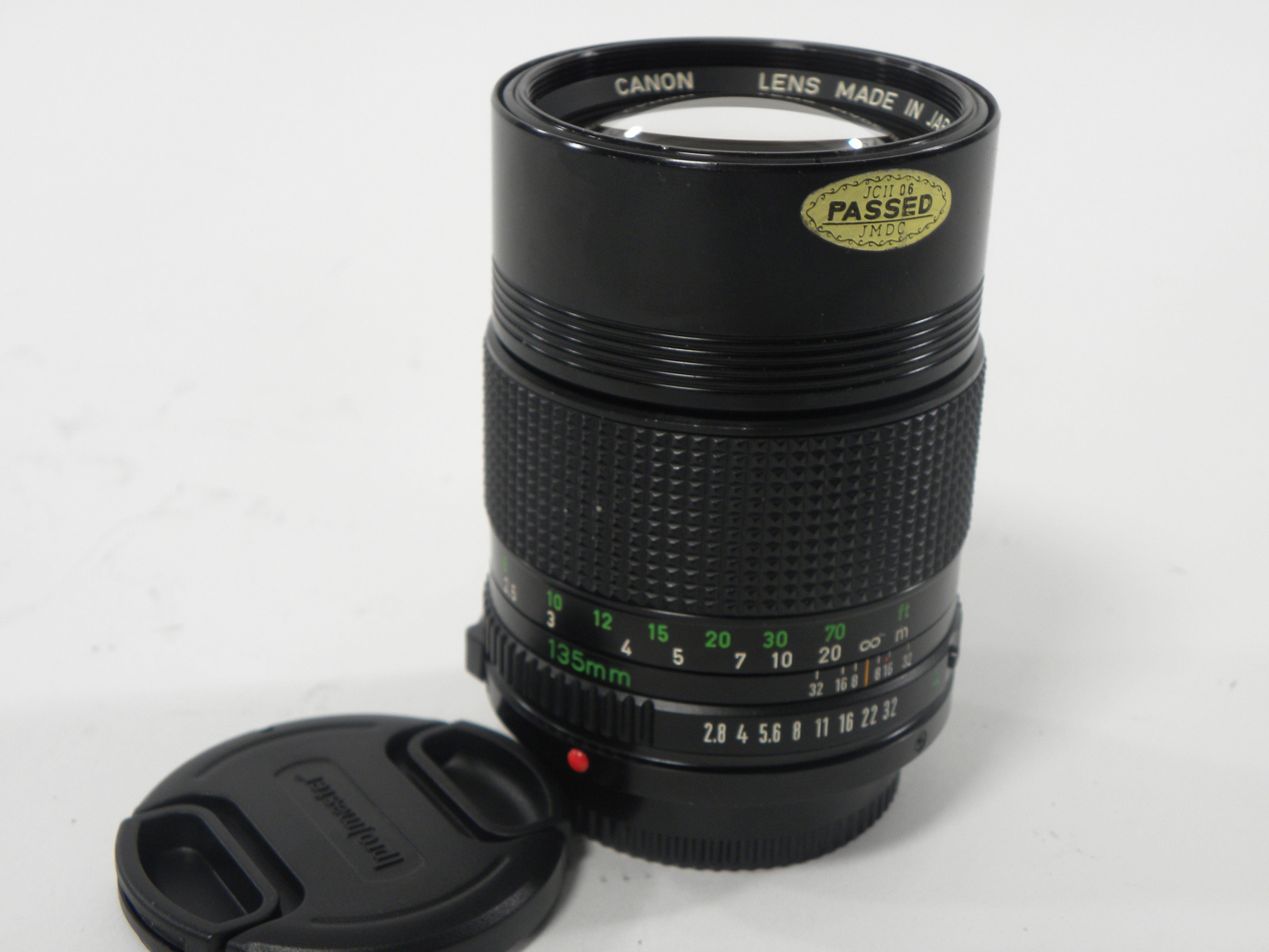 Canon FD 135mm f2.8 lens