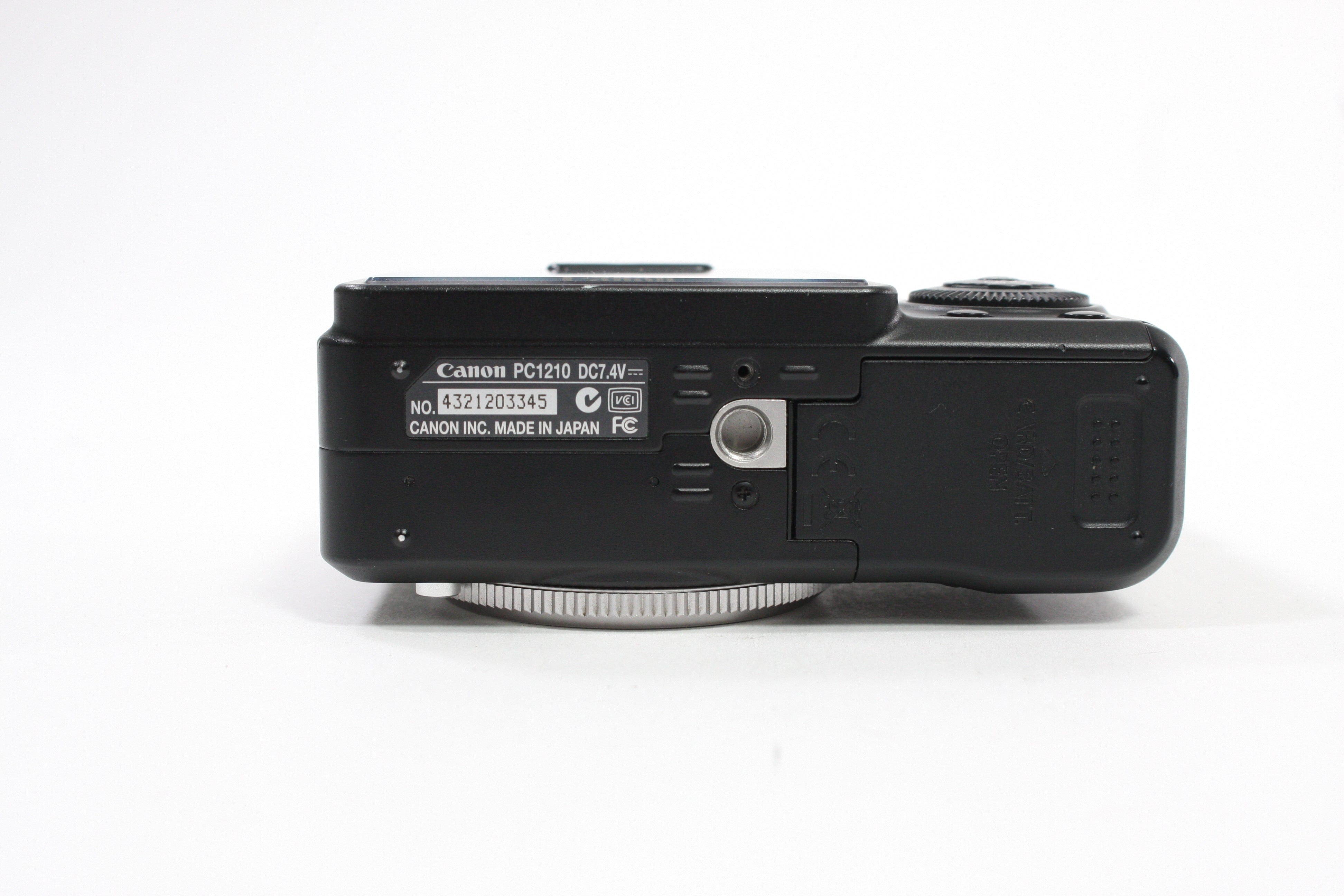 Canon G7 Digital Point-and-Shoot Camera 6x Zoom 10.0mp