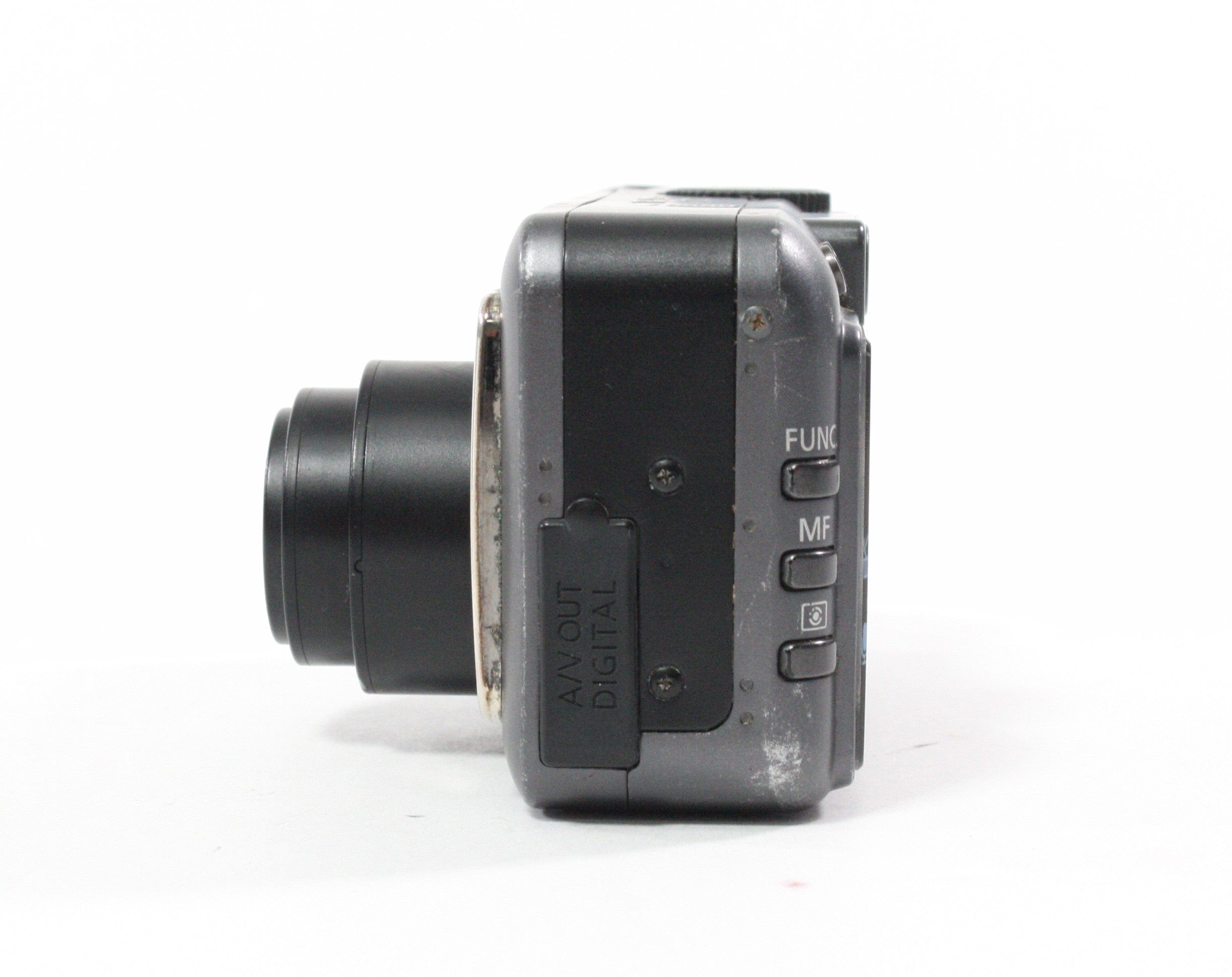 Canon PowerShot S70 Digital Point-and-Shoot Camera 3.5x Zoom 7.1mp