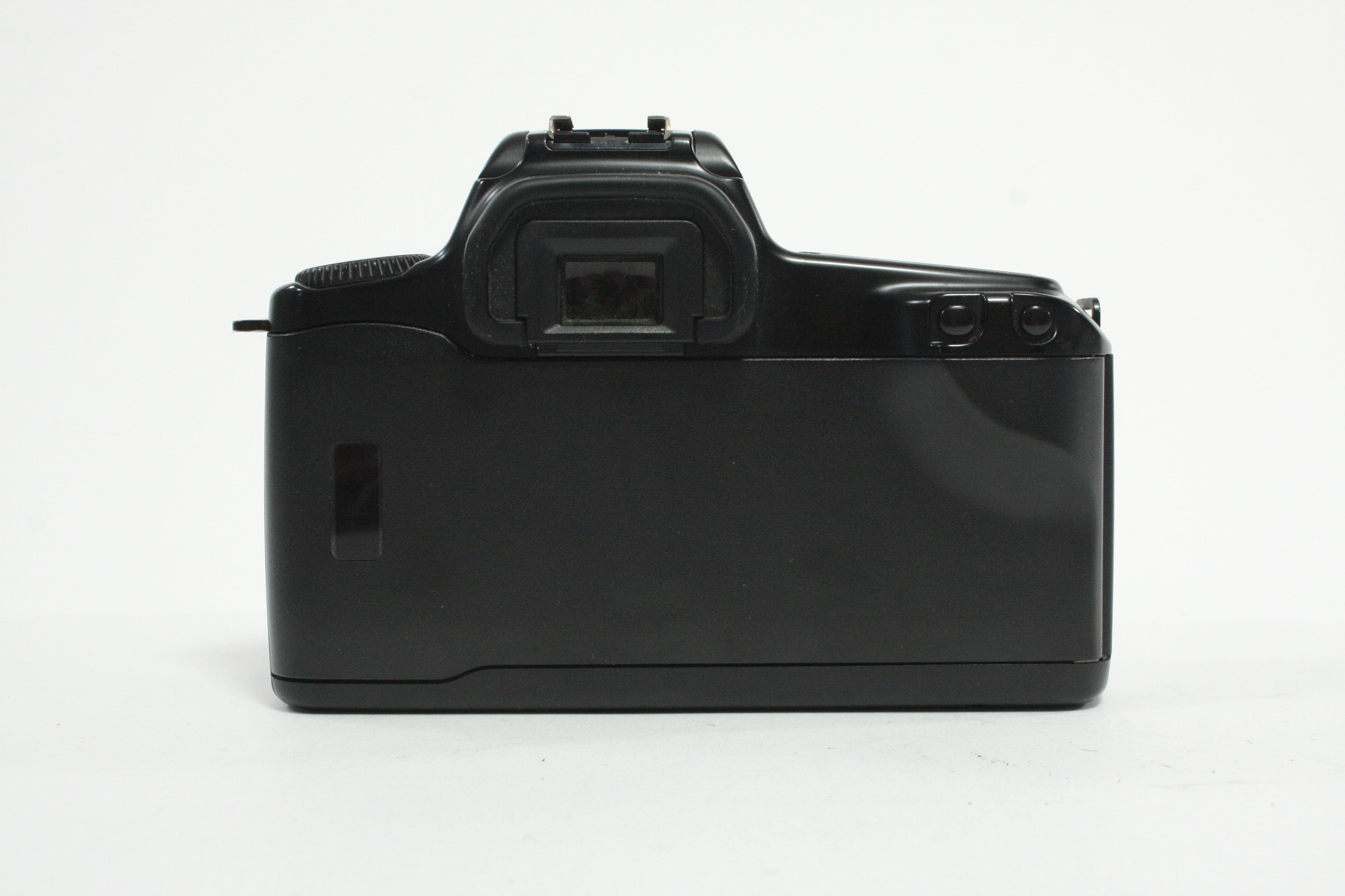 Canon Rebel S II 35mm SLR Camera with 35-80mm f/4-5.6 III Lens