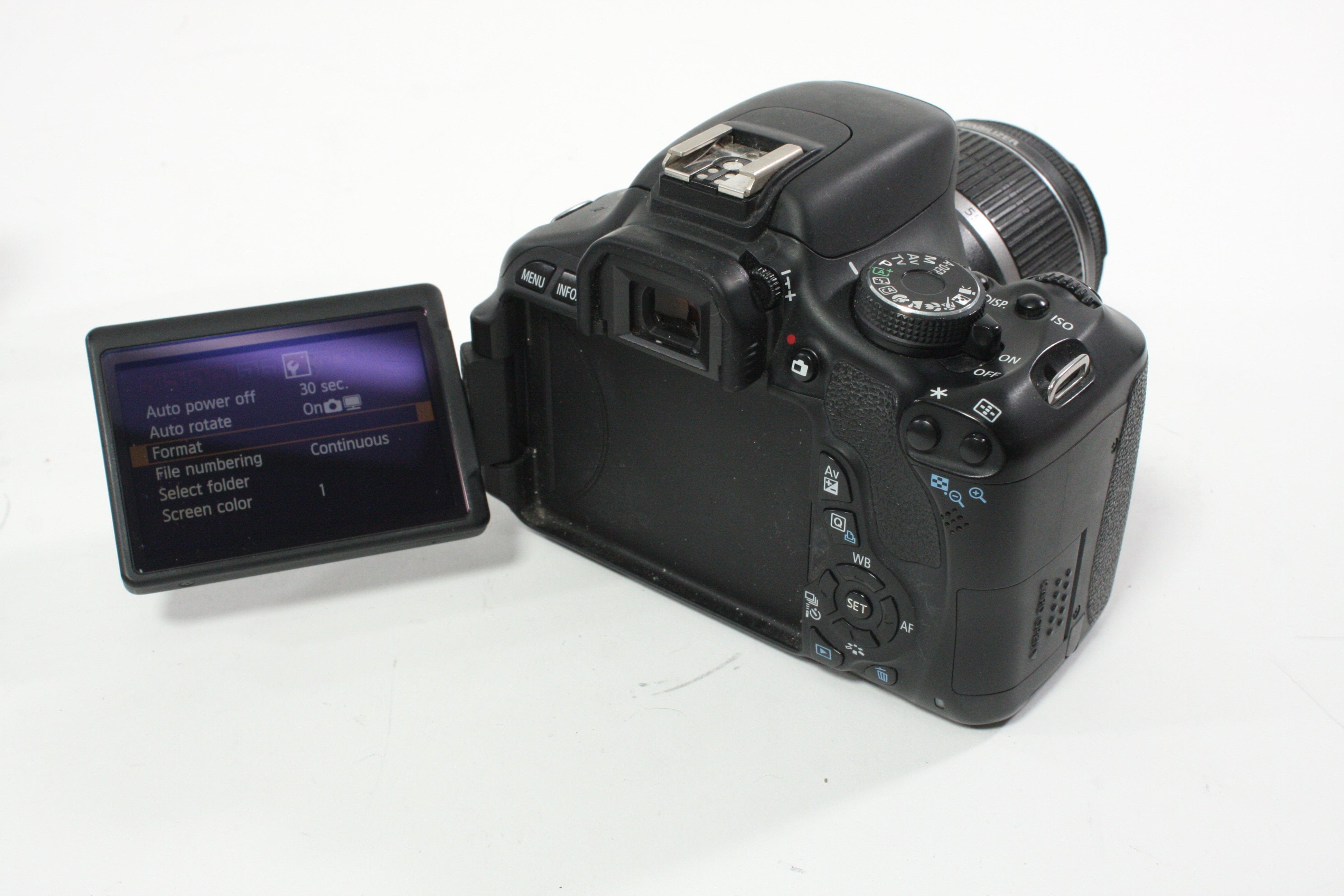 Canon Rebel T3i Digital Camera with 18-55mm f/3.5-5.6 IS II Lens Shutter Count 18,197