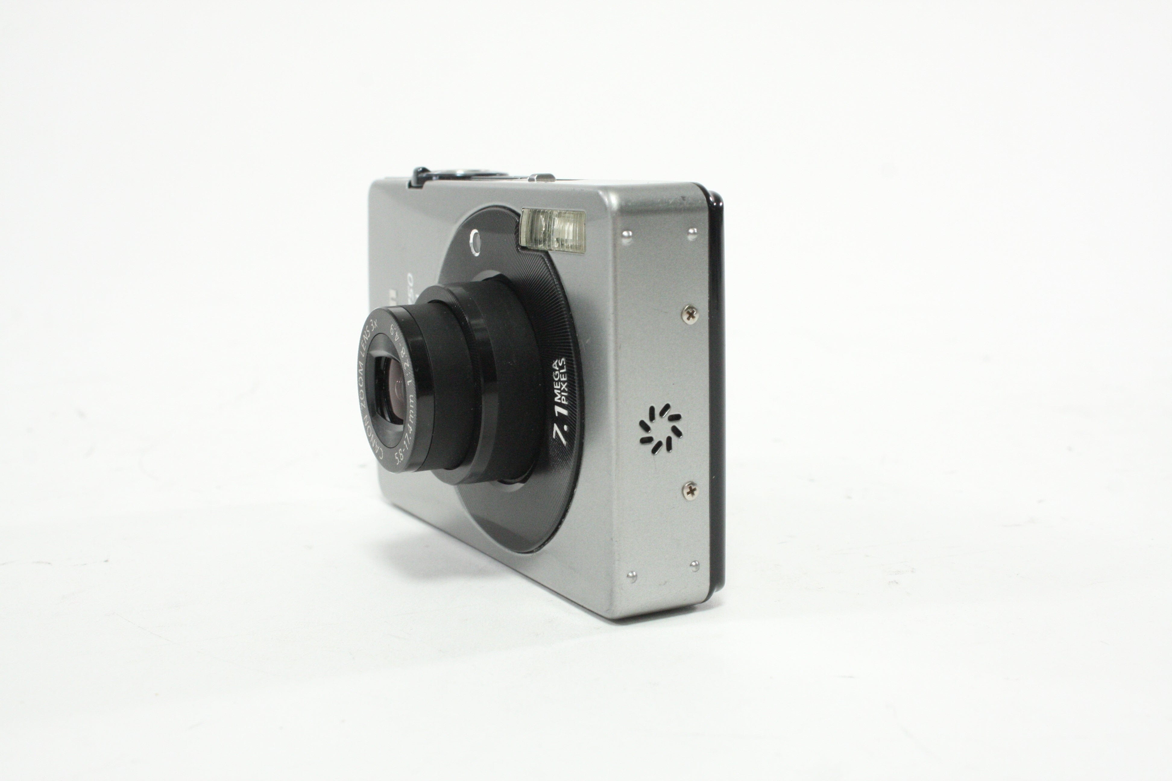 Canon SD750 Digital Point-and-Shoot 3x Zoom 7.1mp