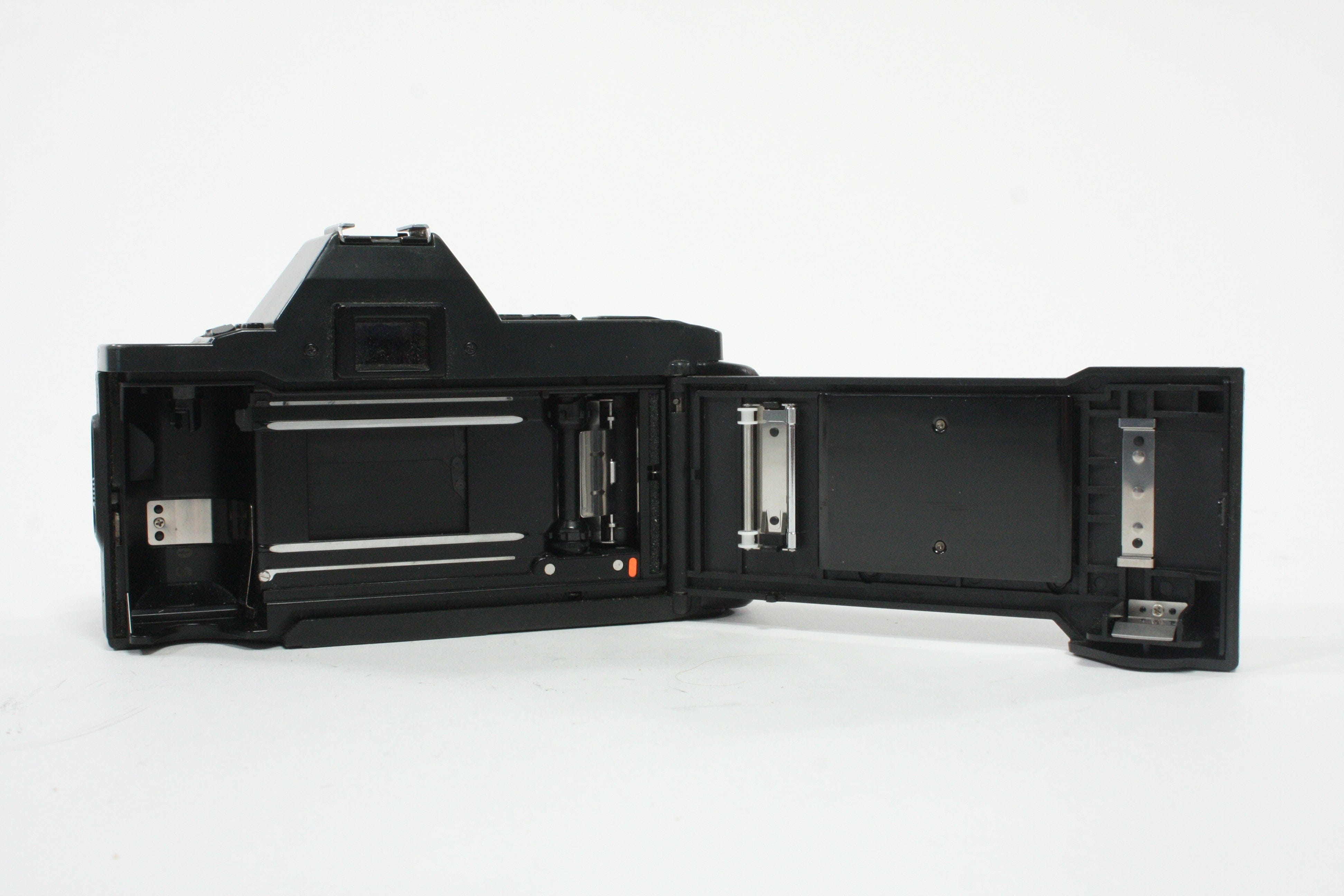 Canon T70 35mm SLR Camera Body