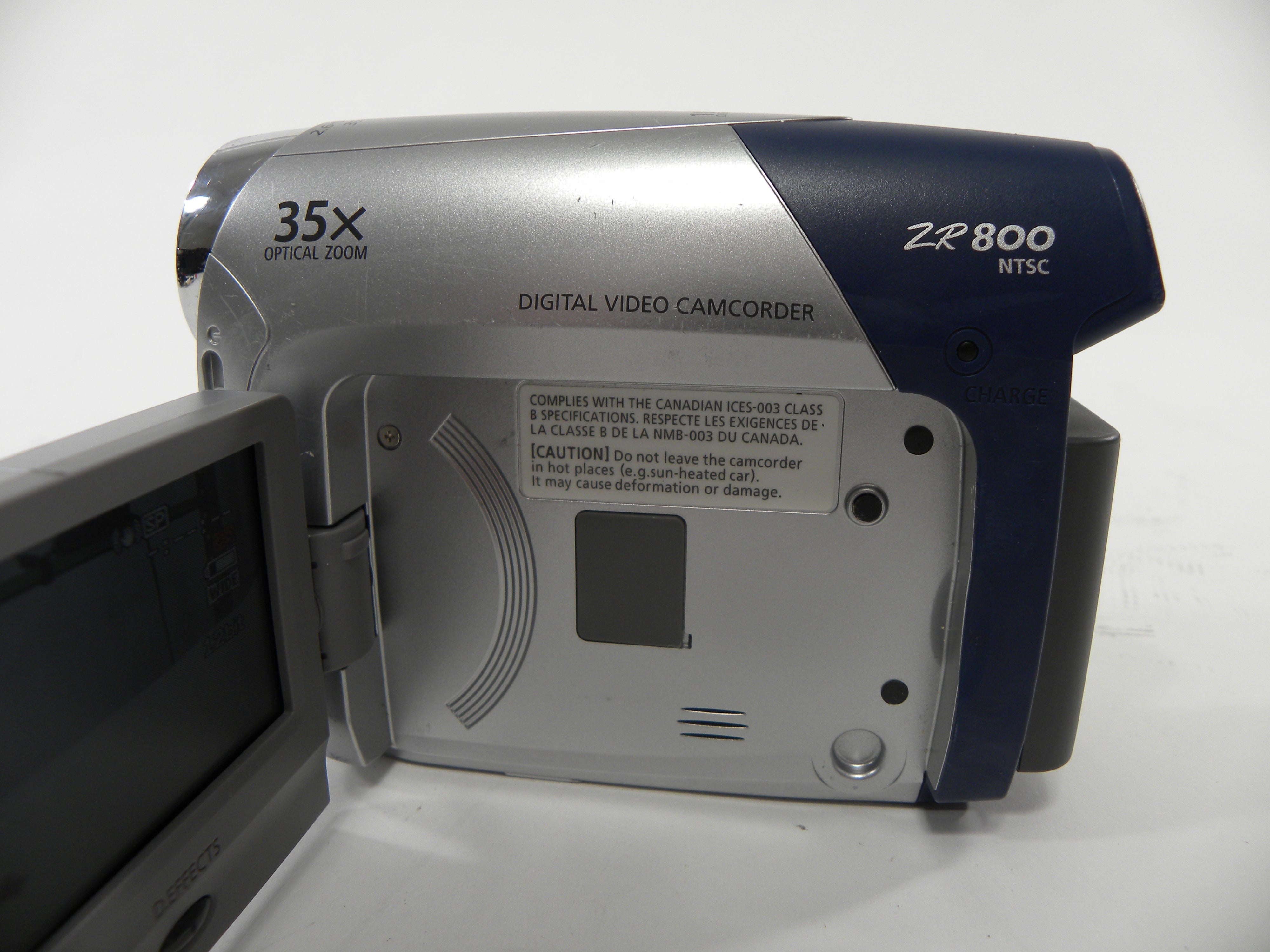Canon ZR800 MiniDV Camcorder