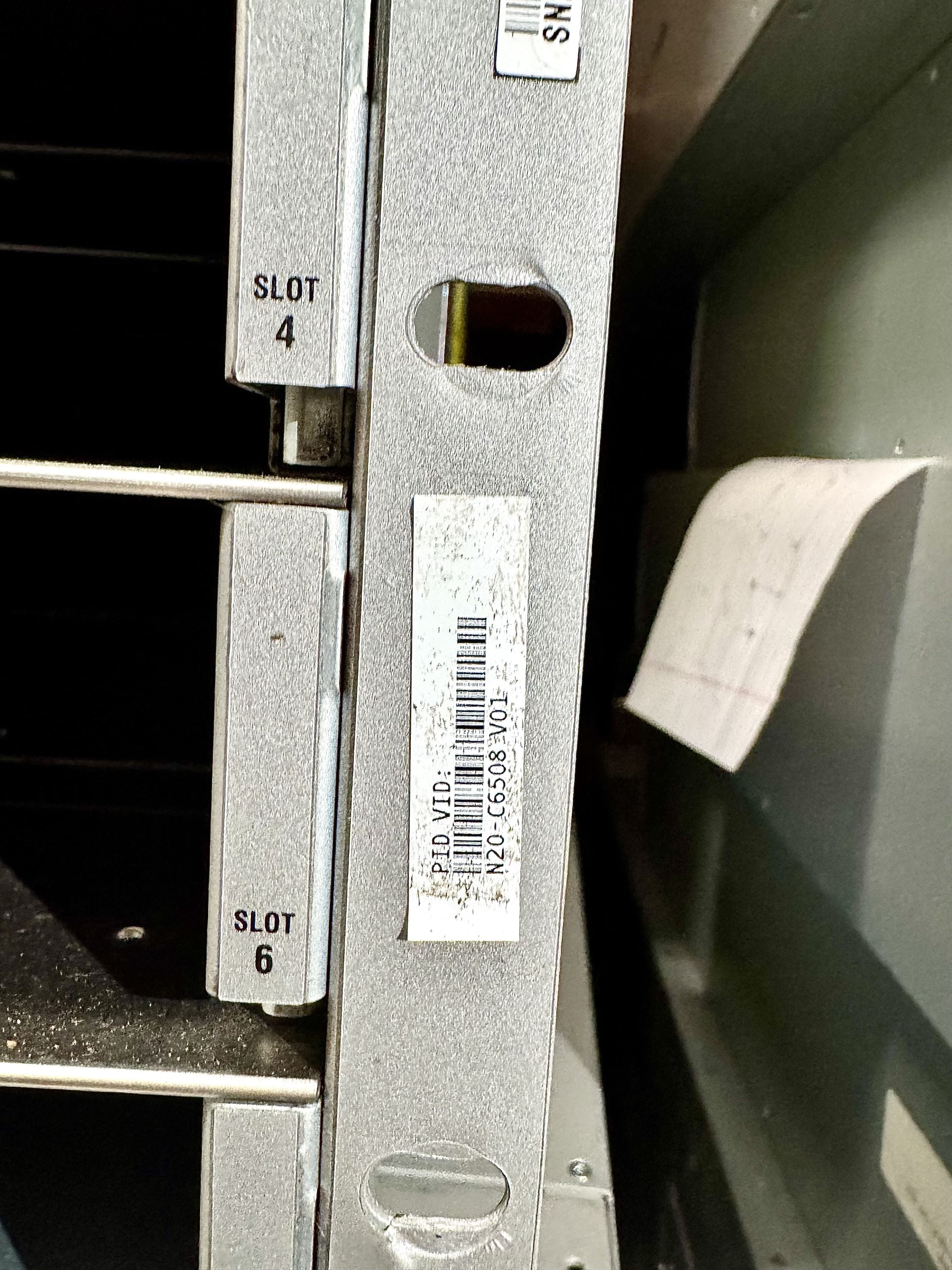 Cisco N20-C6508 UCS 5108 BLADE CHASSIS