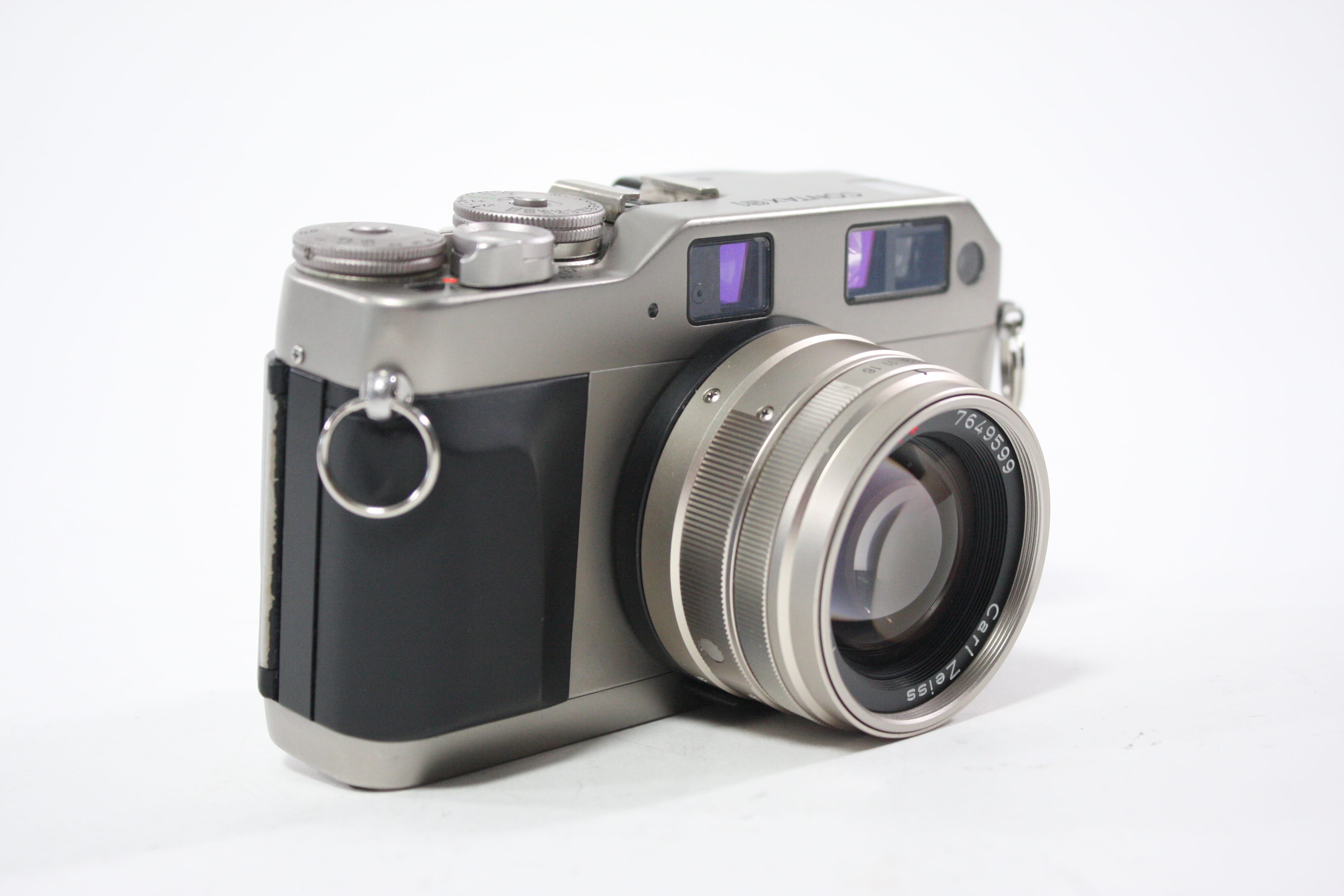 Contax G1 35mm Rangefinder Camera with 45mm f/2 Planar Lens