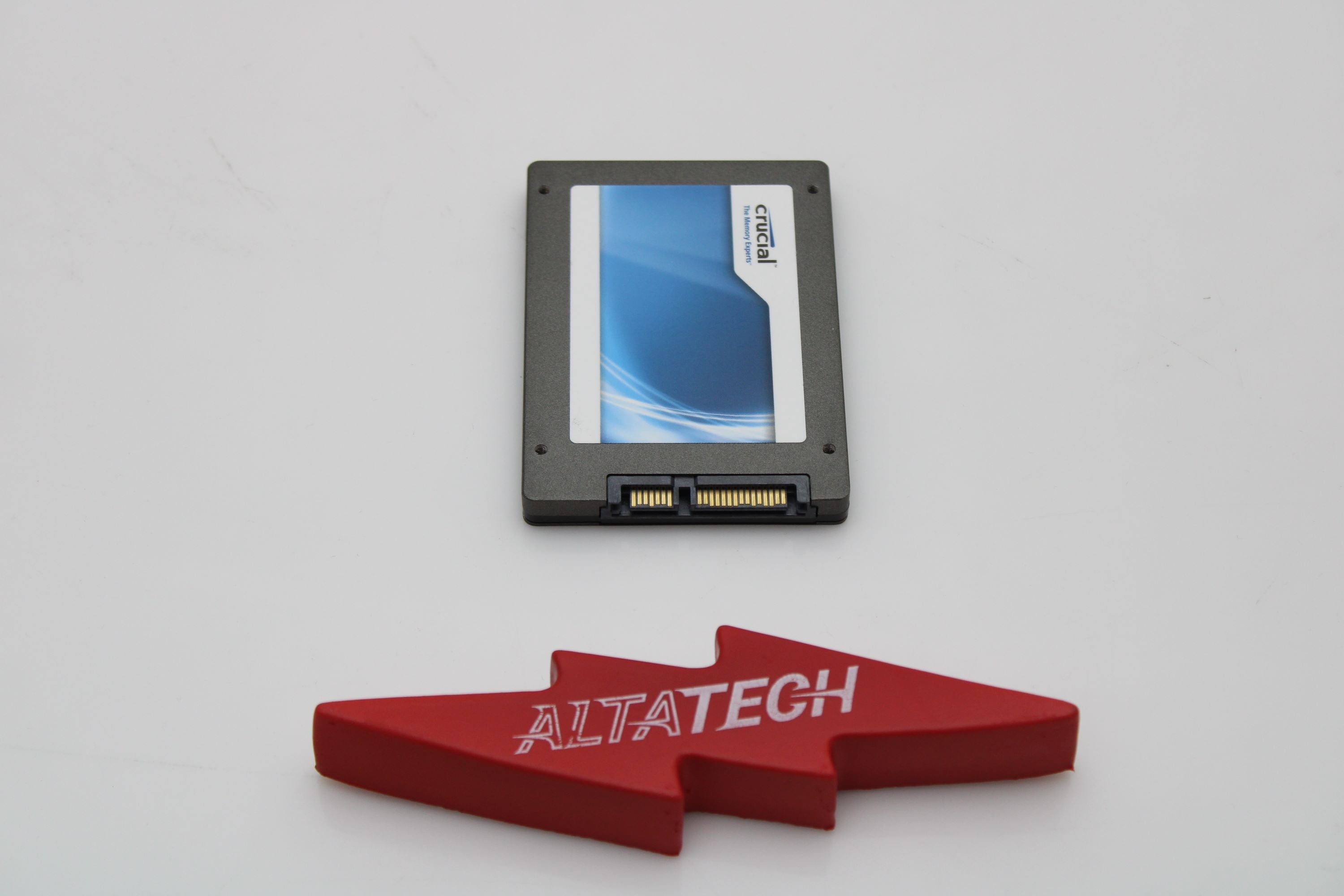 Crucial CT128M4SSD2 128GB SSD Sata III MLCM4 9mm