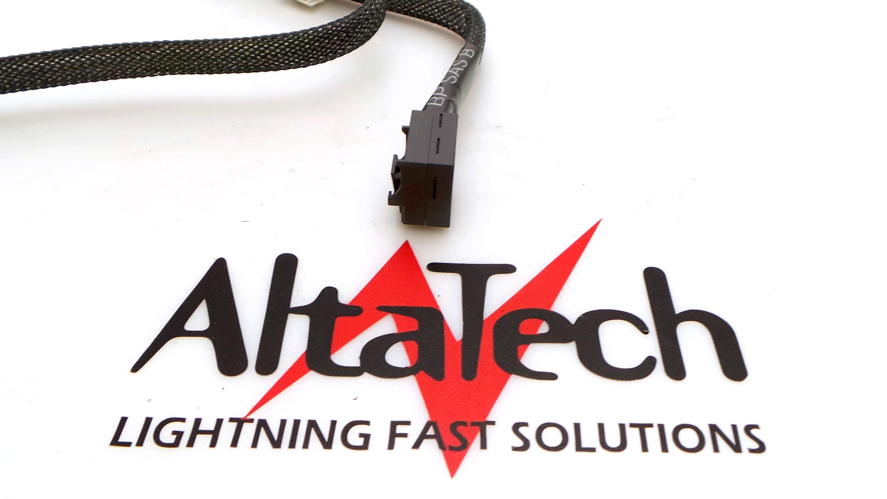 Dell 1N2WK SAS SFF8643 to SAS-A/B Cable