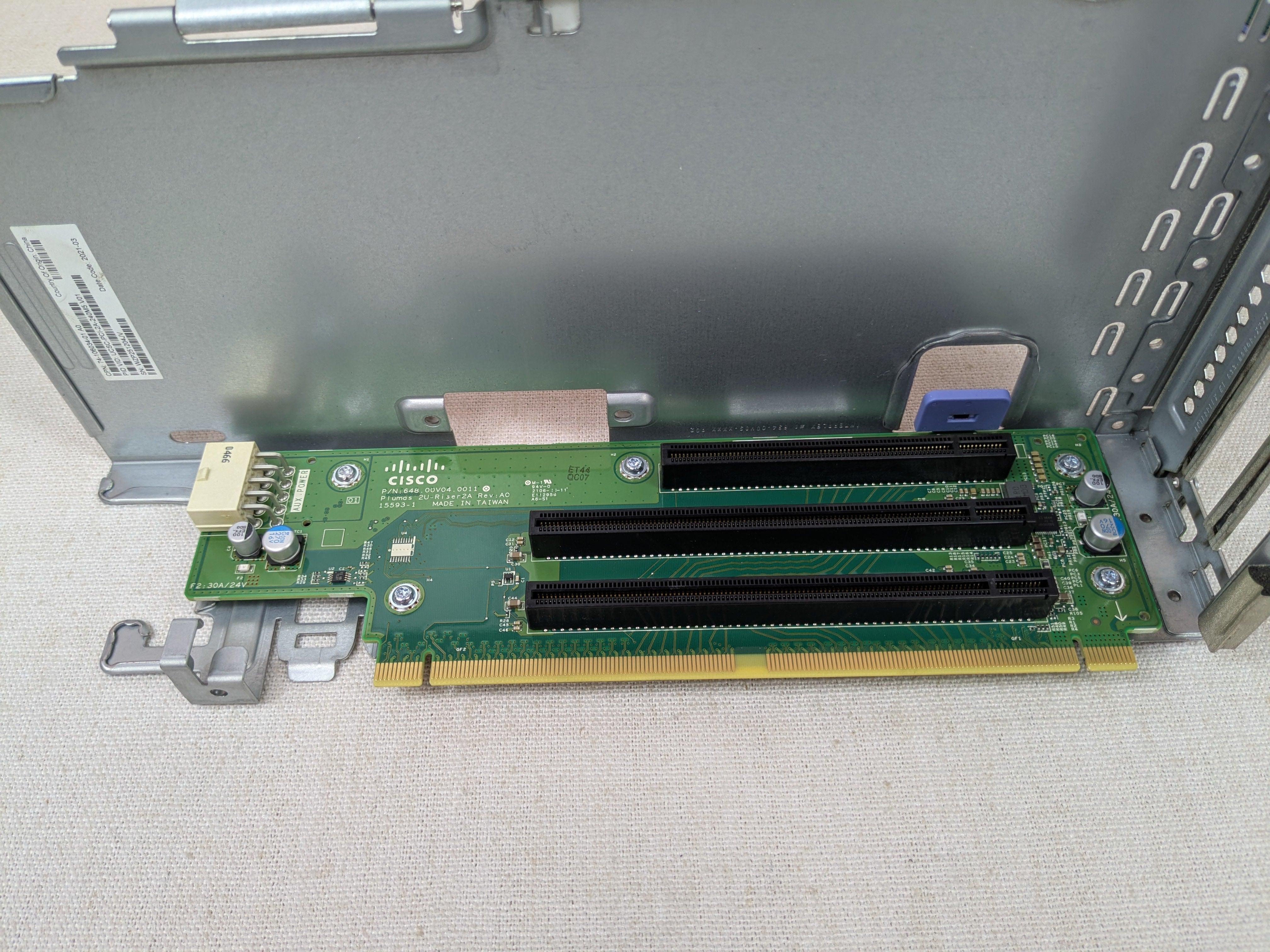 Cisco UCSC-PCI-2A-240M5 Riser Card 2A Assembly (3x PCIe slots) for C240 M5