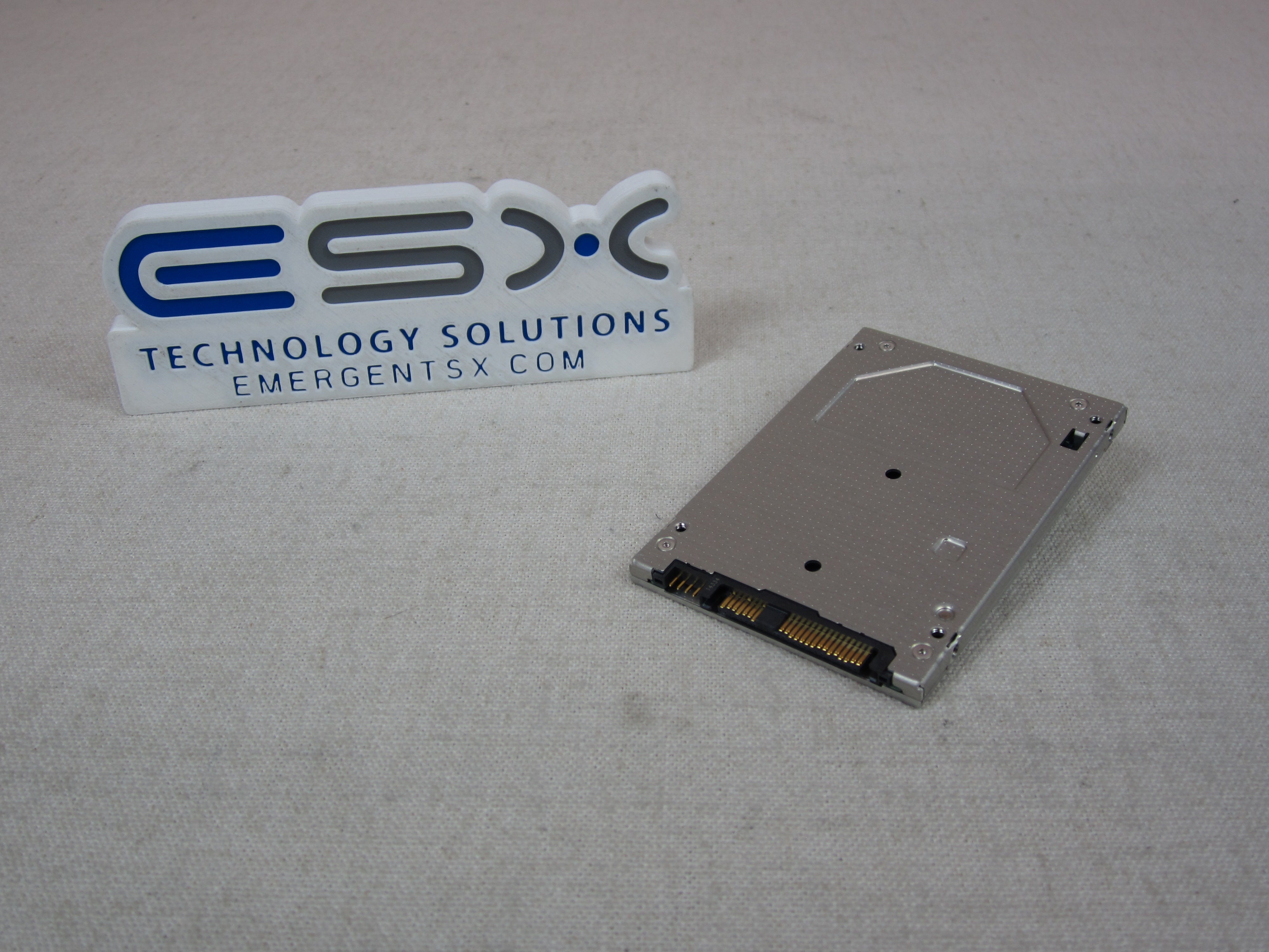Toshiba PX02SMF040 400GB 12Gb/s 2.5” MLC SAS MU SSD Solid State Drive