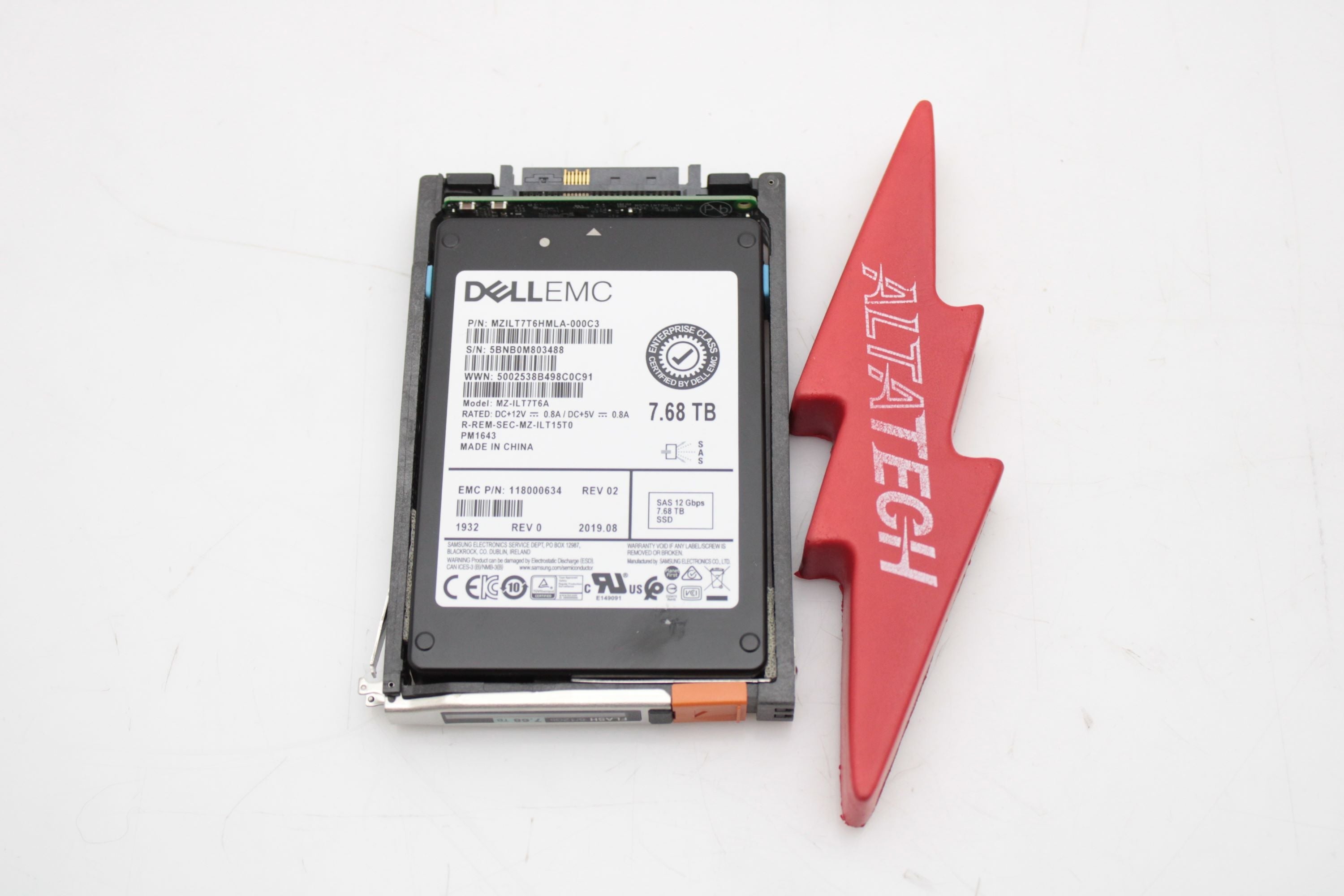 EMC 005053733 7.68TB SSD SAS 2.5 12G UNITY 300-650F (D3F-2SFXL2-7680)