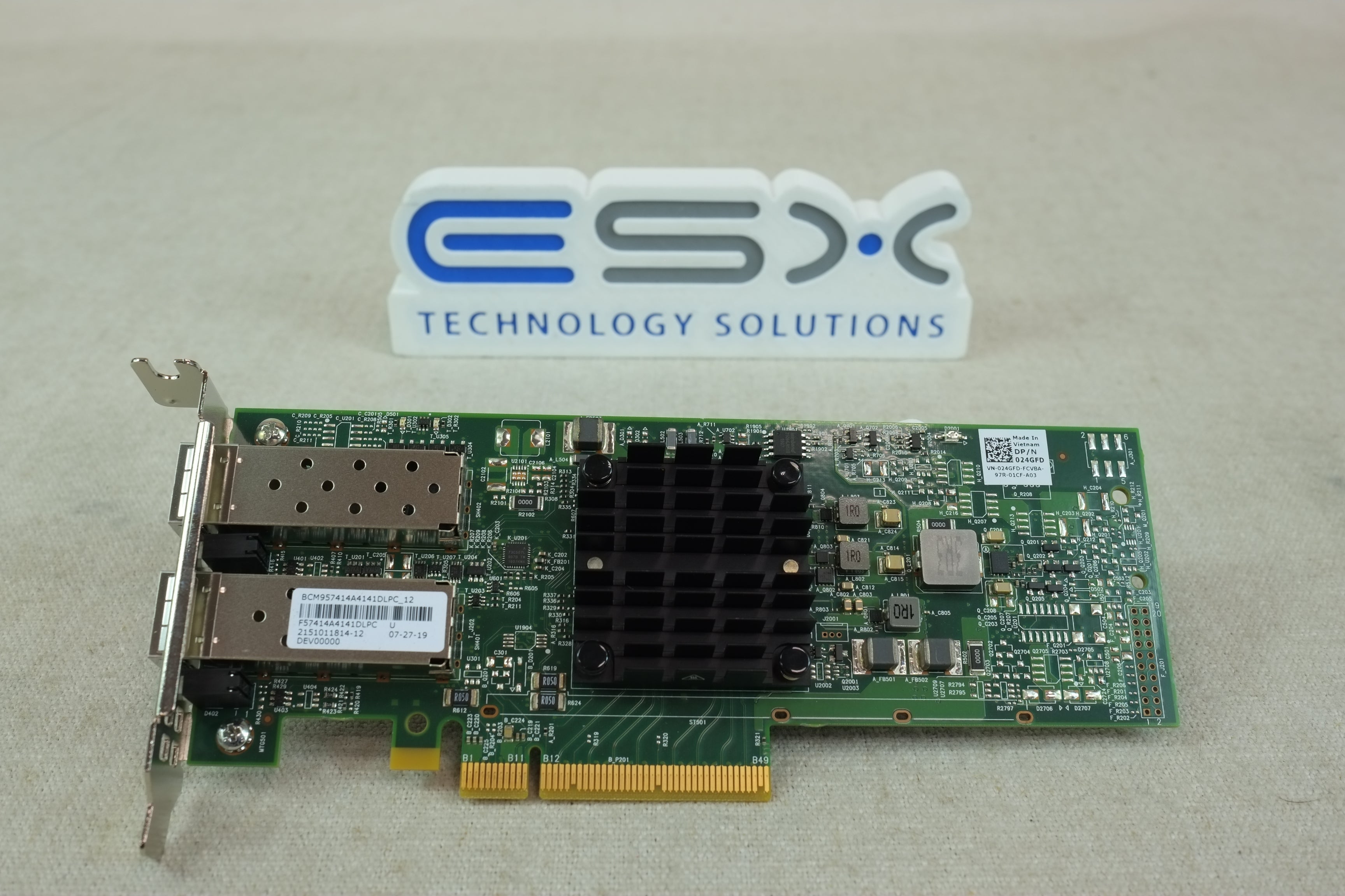 Dell 24GFD Broadcom 57414 Dual Port 25GbE SFP28 PCIe Network Adapter Low Profile