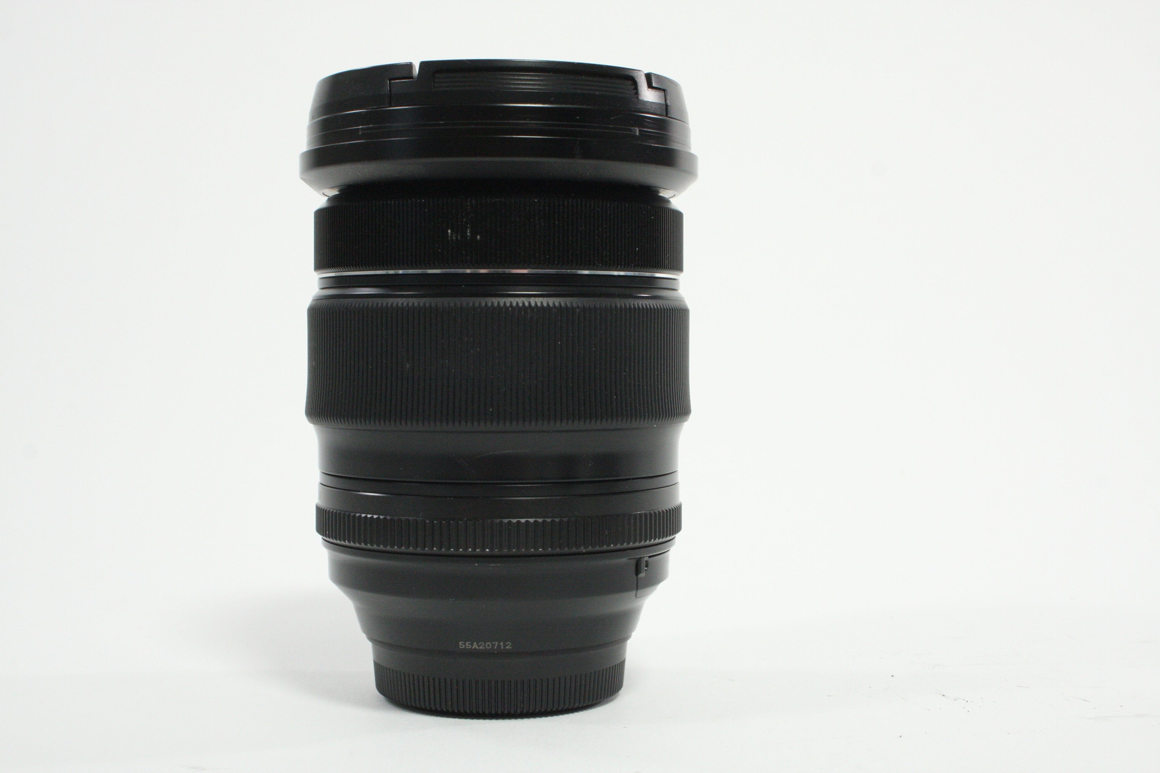 Fuji 16-55mm f/2.8 R LM Lens for Fuji X Mount AS-IS for Parts Only