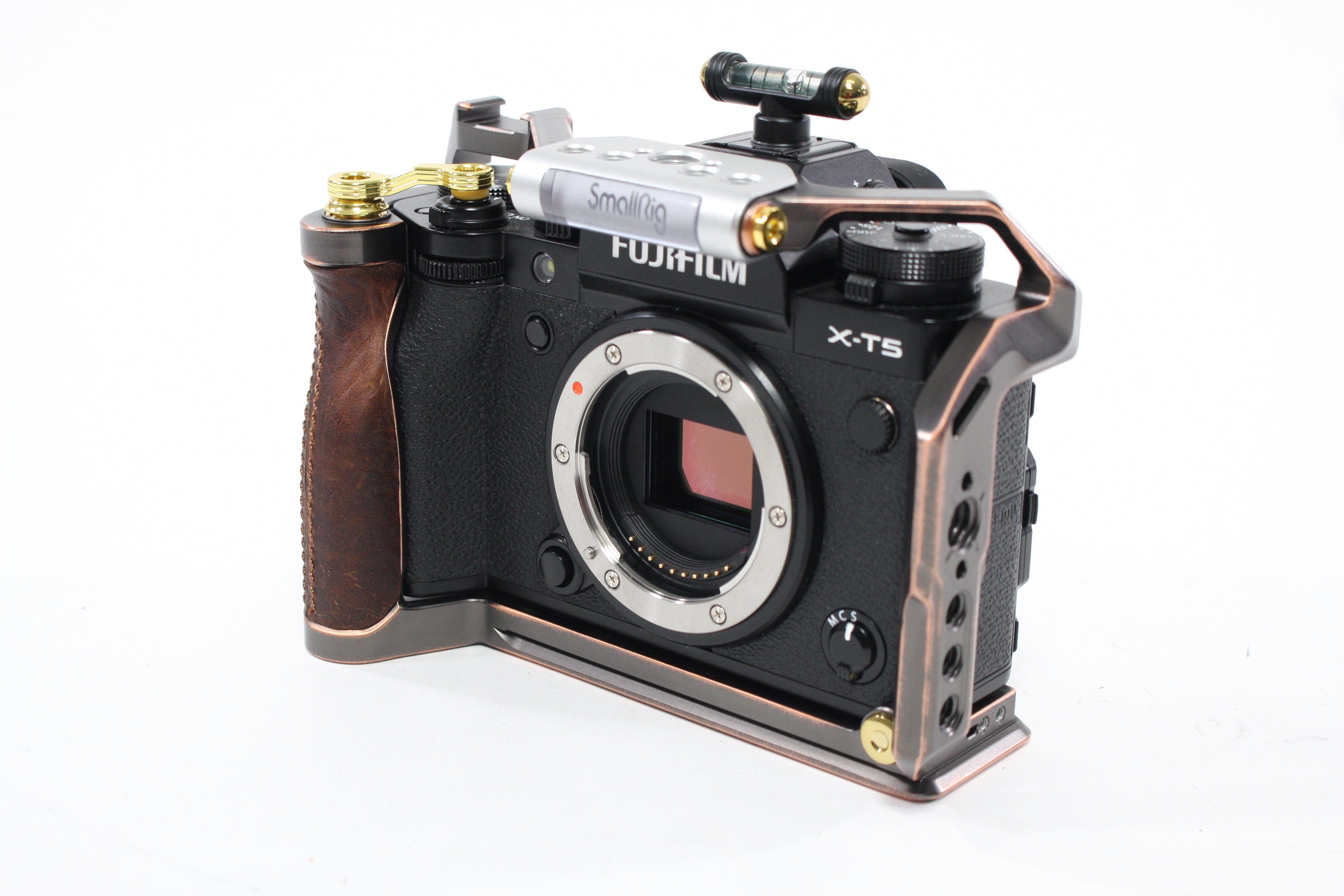 Fuji X-T5 Digital Mirrorless Camera Body with Cage Shutter Count 941