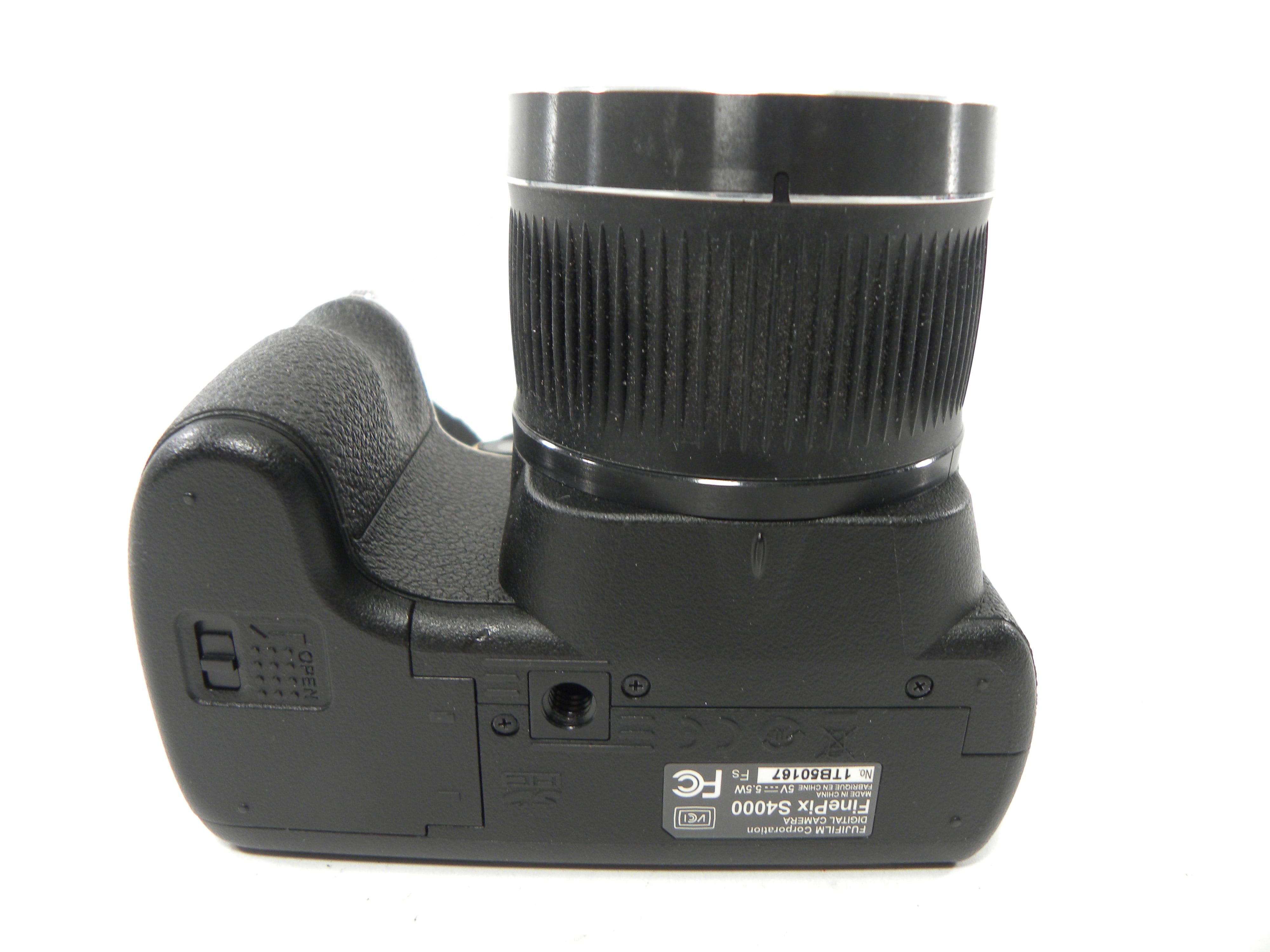 Fujifilm Finepix S4000 14mp Digital Camera