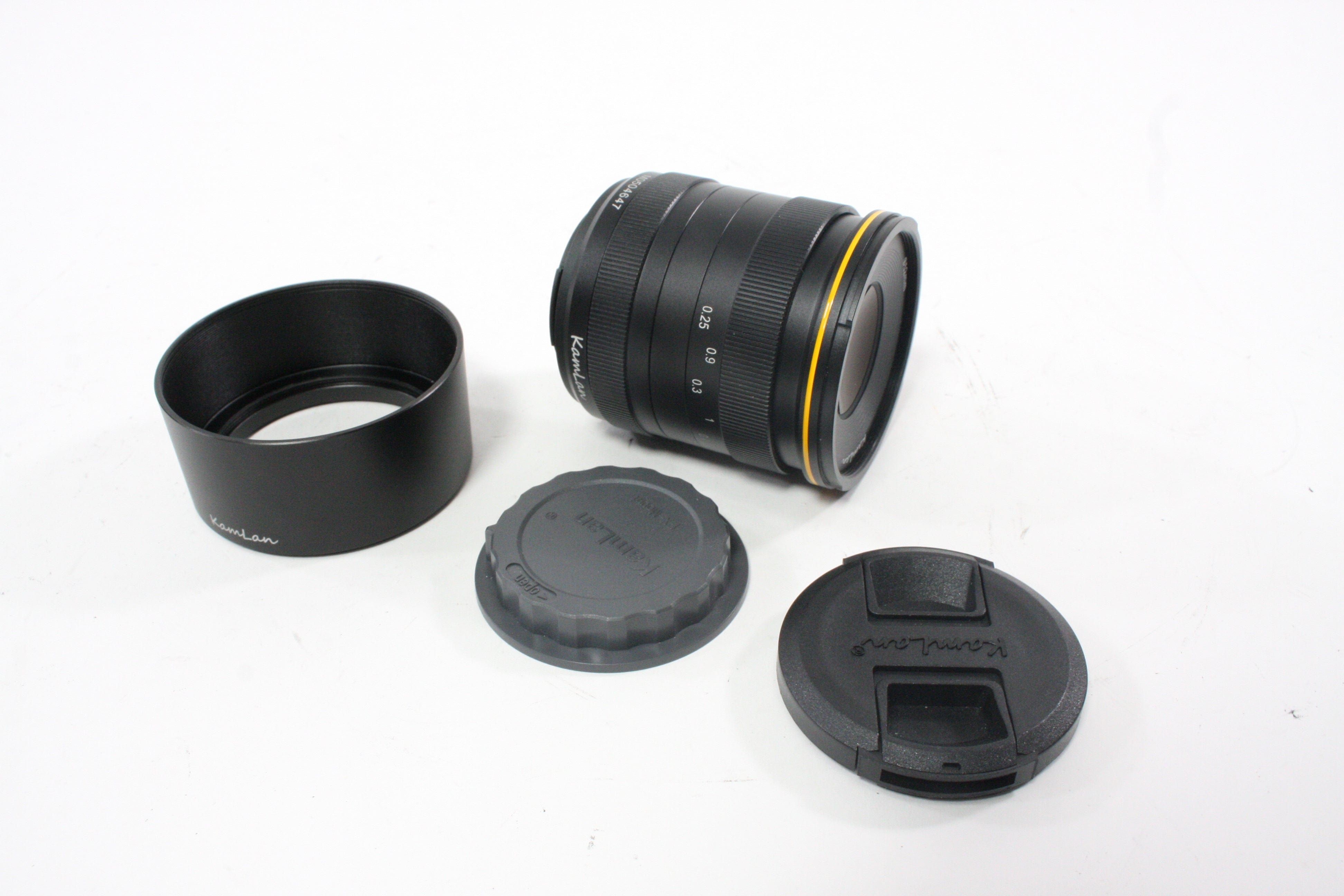 Kamlan 28mm f/1.4 Lens for Fuji XF Mount