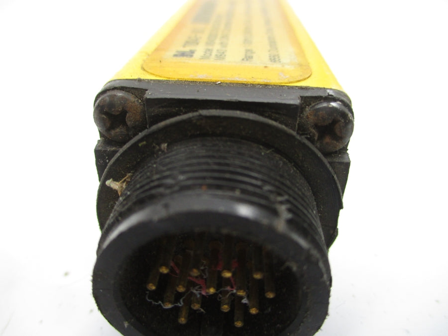 STI 70042-1011 MS4332C-DN-DC2-30X-30R UNMP