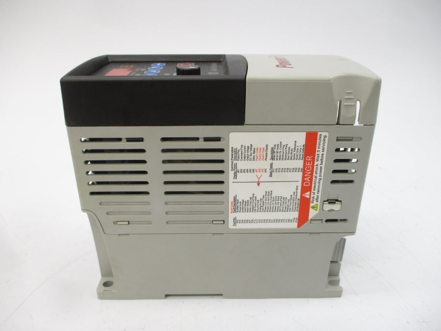 ALLEN BRADLEY 22A-D2P3N104 SER. A F/W 7.02 342-528VAC 2.3A NSMP