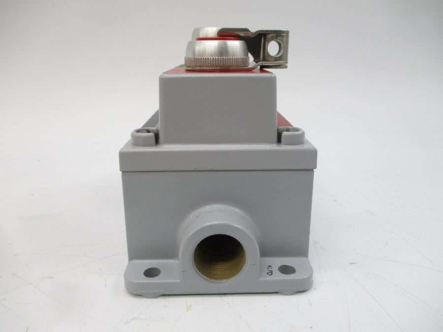 ALLEN BRADLEY 800H-2HA7PW SER. X (BR/YL) NSMP