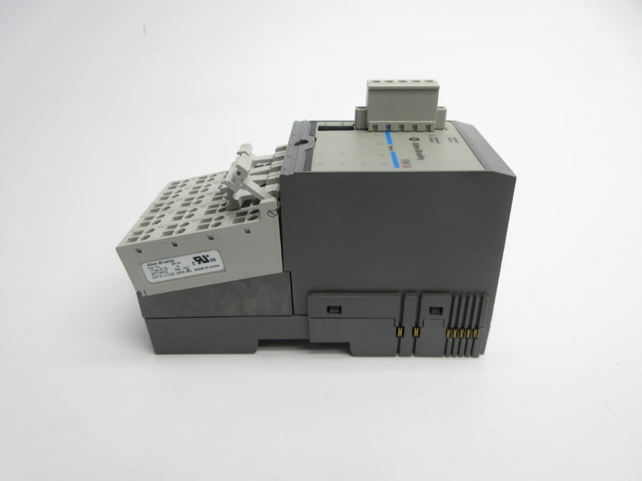 ALLEN BRADLEY 1734D-IB16 SER. A F/W 1.002 24VDC REV. A01 NSNP