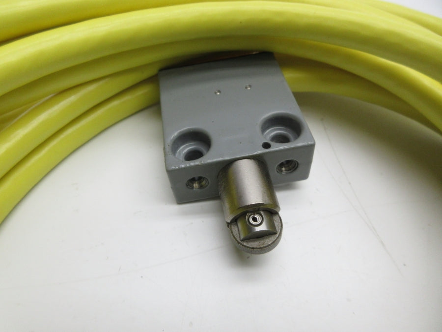 SQUARE D 9007-MS02S040681 SER. B 125/250VAC 10A NSNP