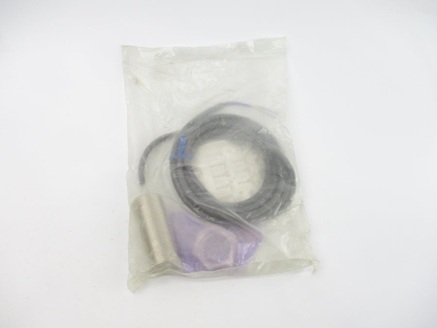 OMRON E2E2-X10Y2 24-240VAC 2M NSMP