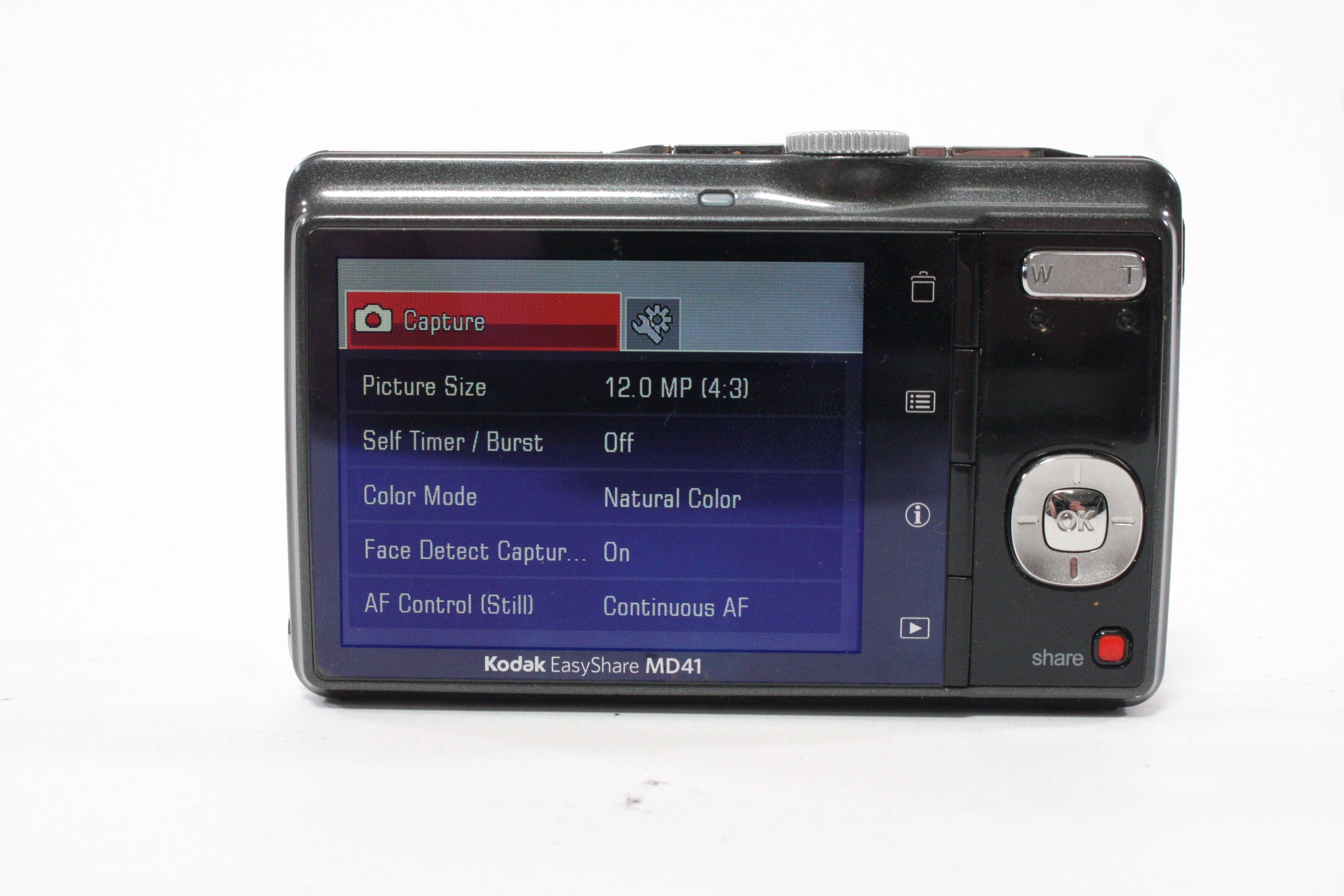 Kodak Easyshare MD41 Digital Point-and-Shoot Camera 3x Zoom 12.2mp