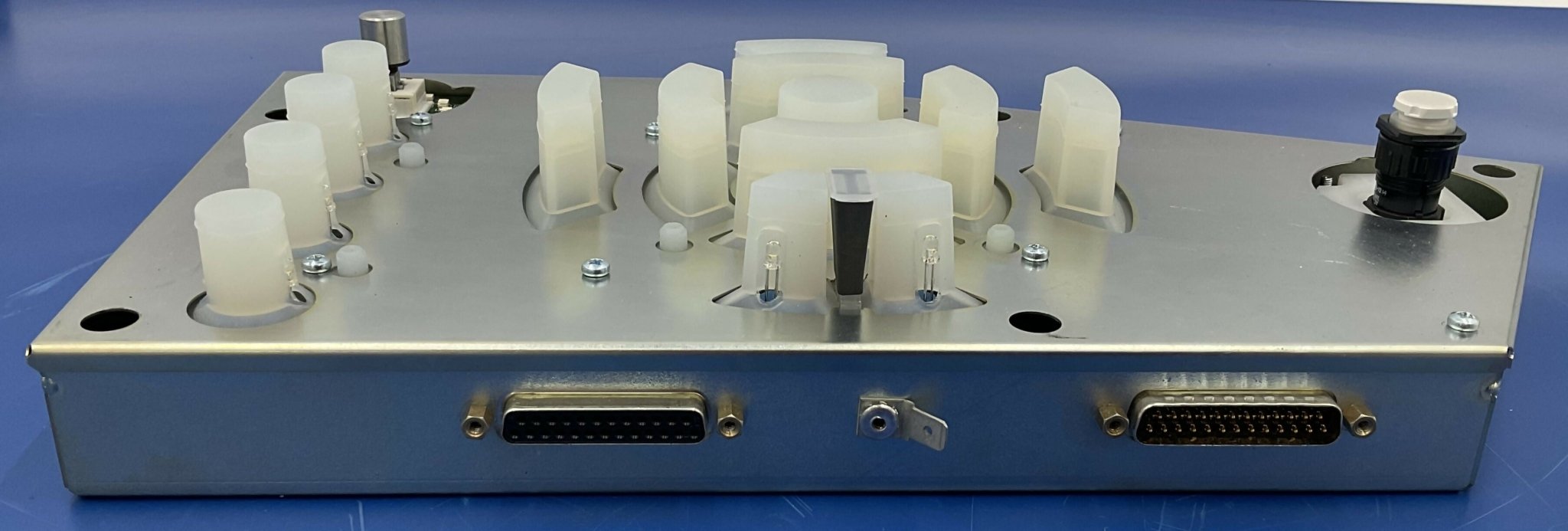 LEFT GANTRY PANEL CONTROL (8098084 SIEMENS