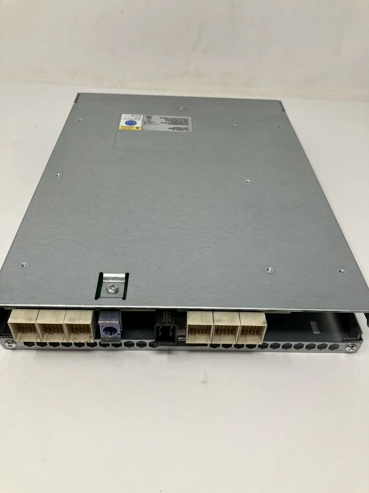 Lenovo Part No. 01DC520/ 01DC521 DS Series 12G Exp Unit (ThinkSystem) - Type 4588 ESM