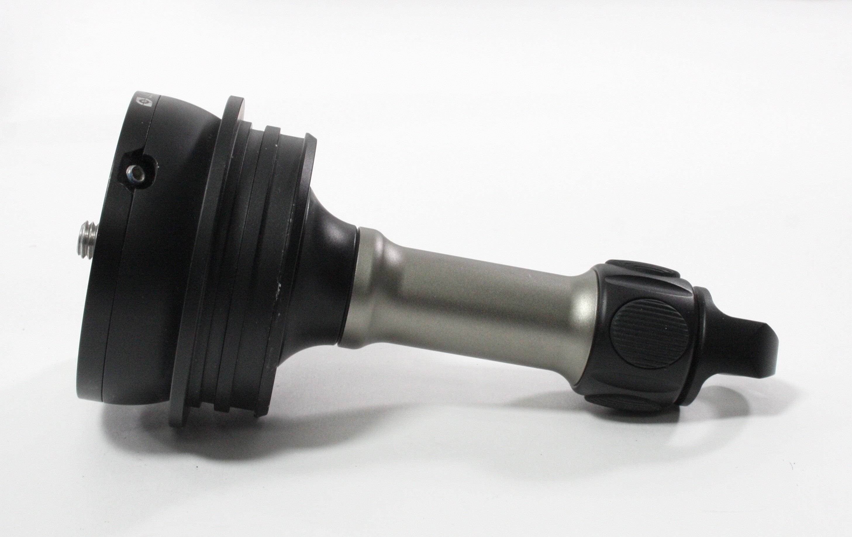 Leofoto LM-324C Carbon Fiber Tripod with 75mm Video Bowl+Platform and Leofoto YB-75LD. Bag Included.