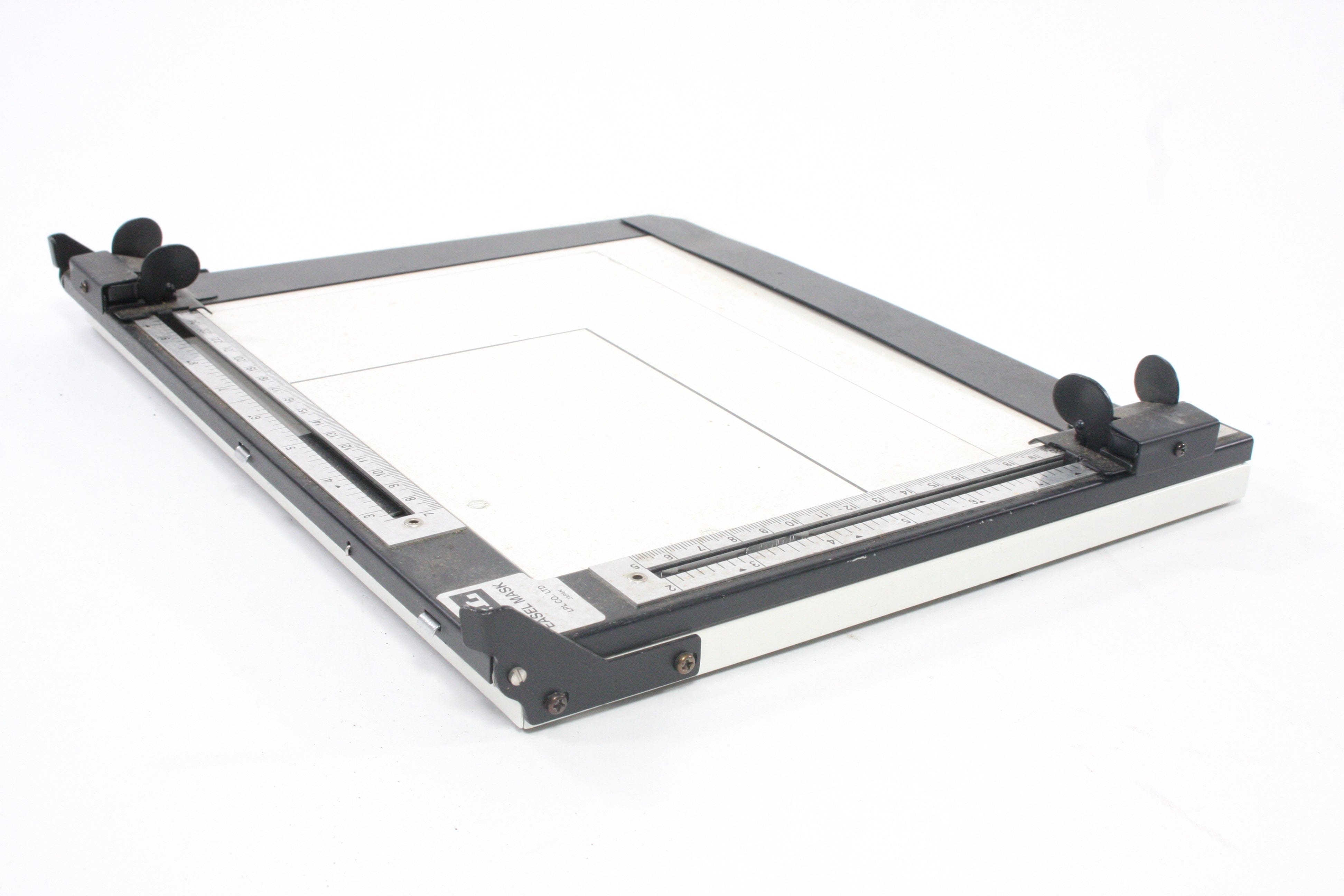 LPL Easel Mask