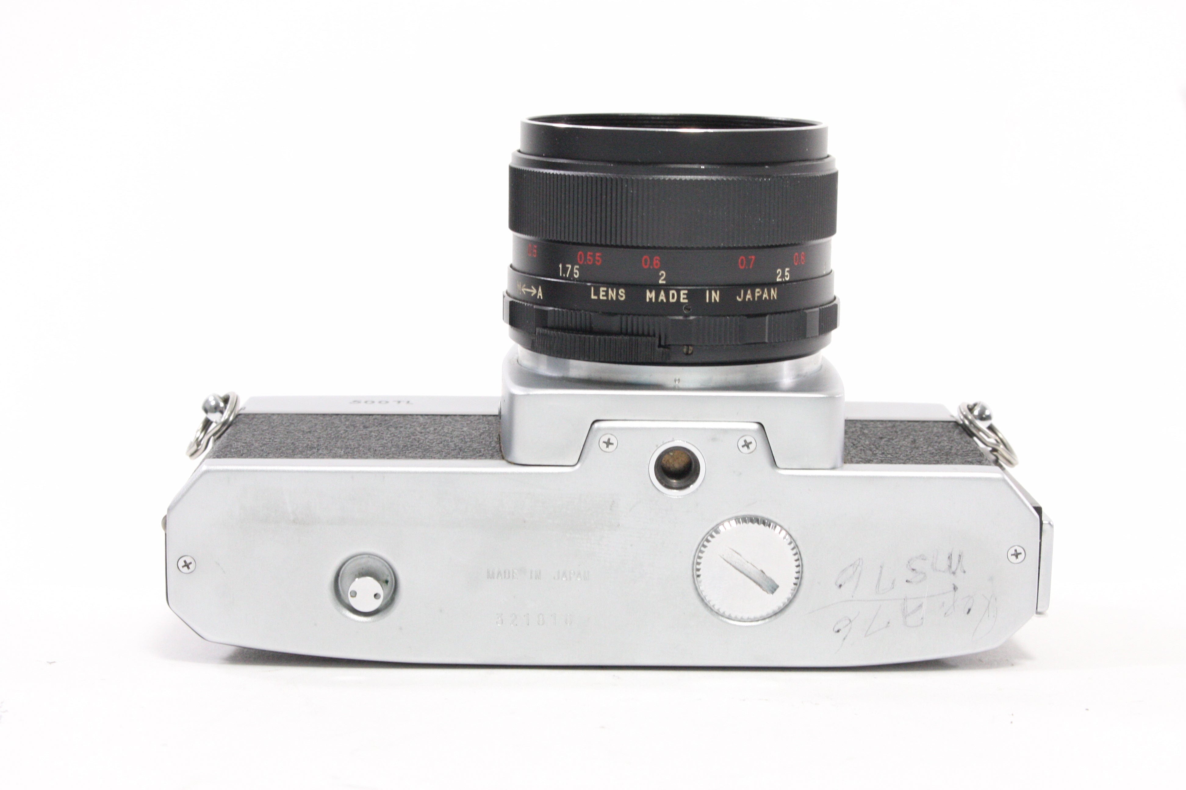 Mamiya 500 TL Camera with 50mm f/2 Lens