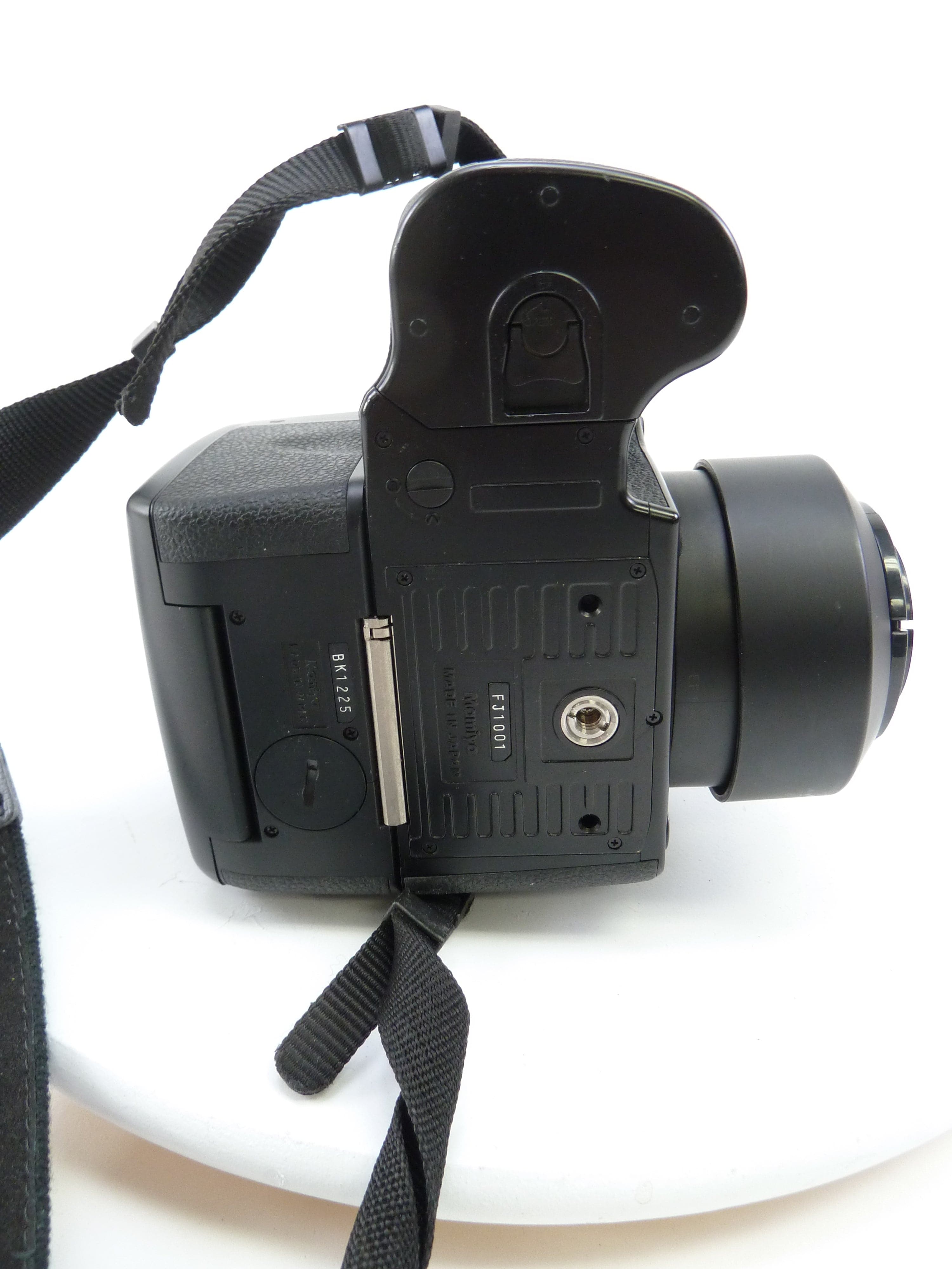 Mamiya 645 AFD II Complete Kit with 80MM f2.8 and 120/220 Film Back