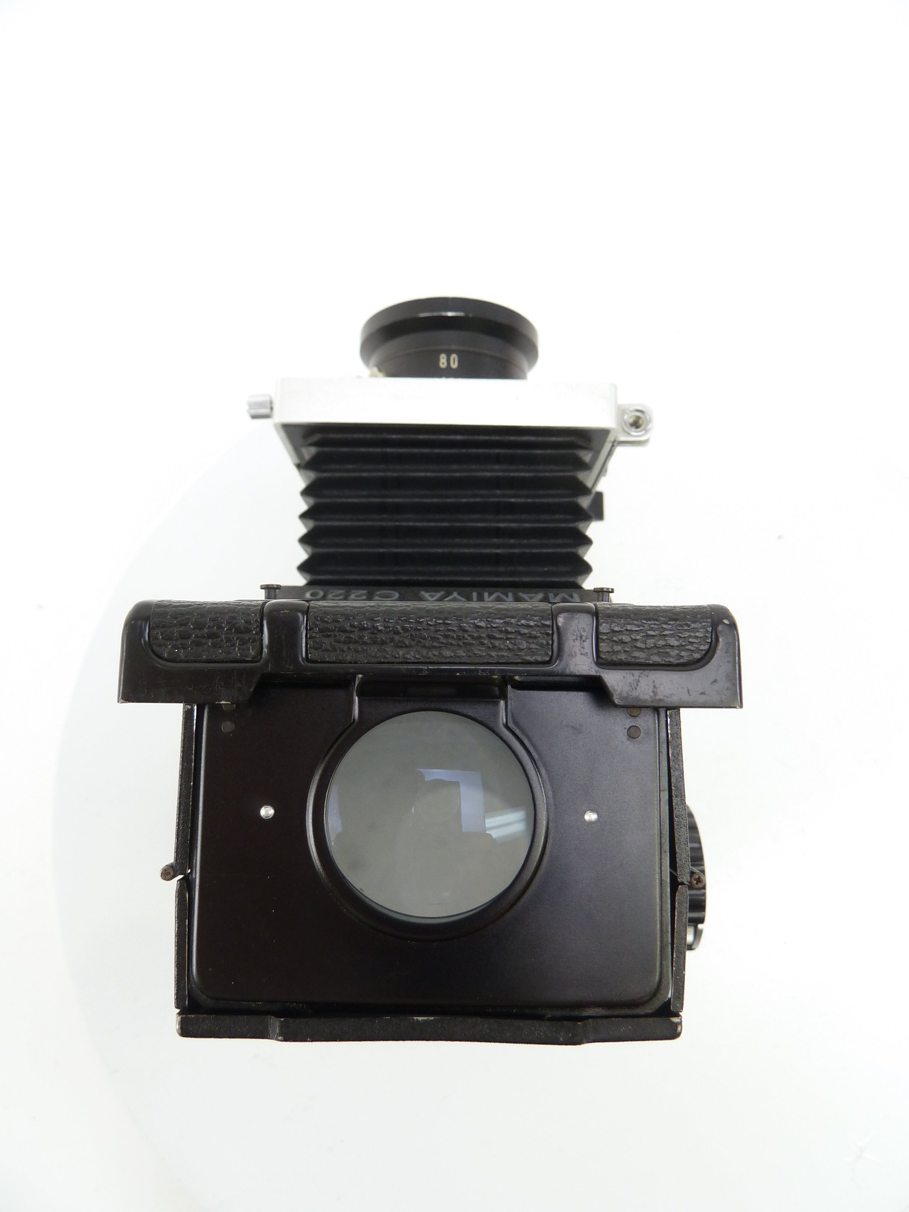 Mamiya C220 Outfit with 80MM F2.8 Lens and WLF