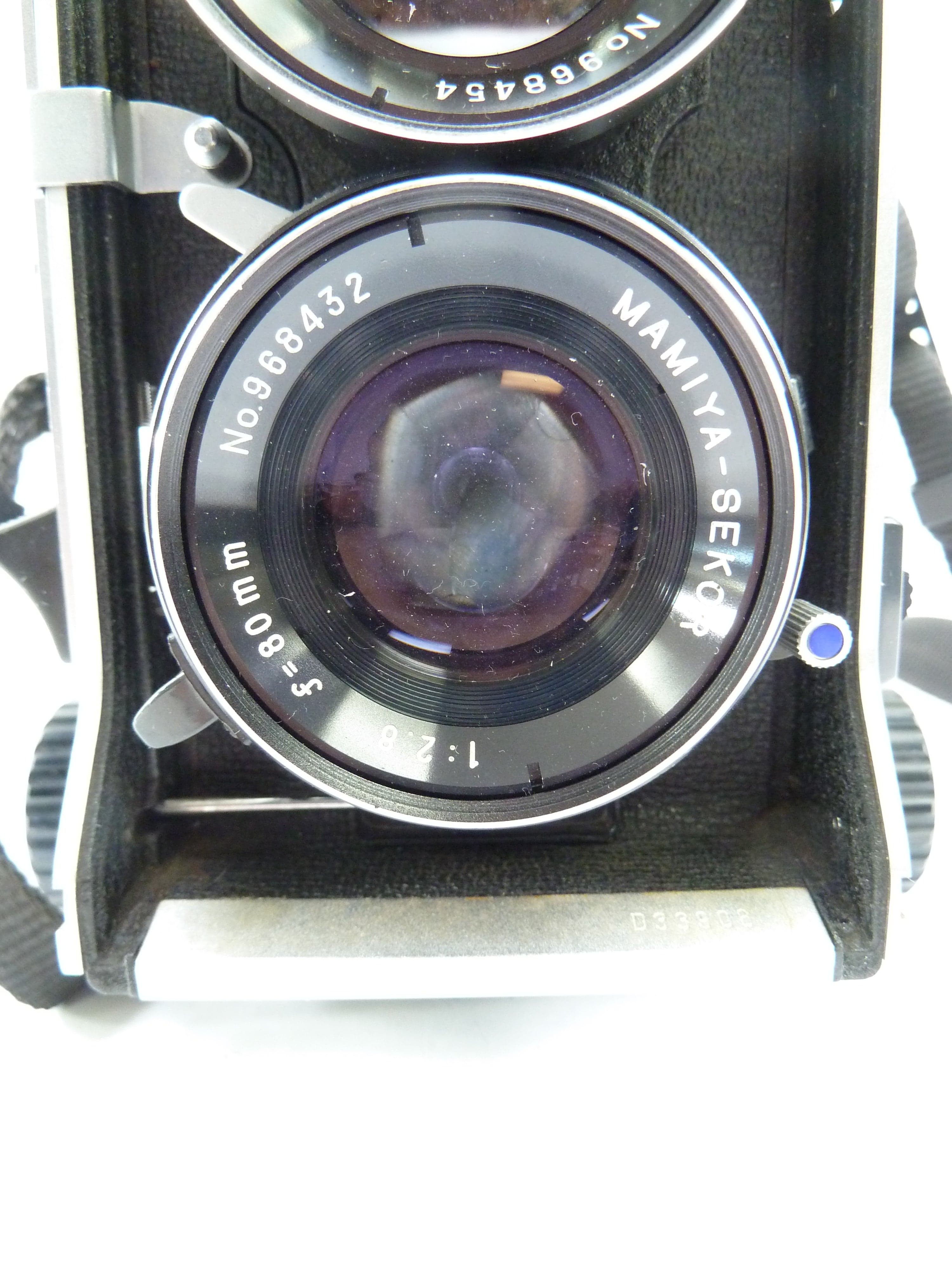Mamiya C330 Kit with 80MM f2.8 Blue Dot Lens and Waist Level Finder
