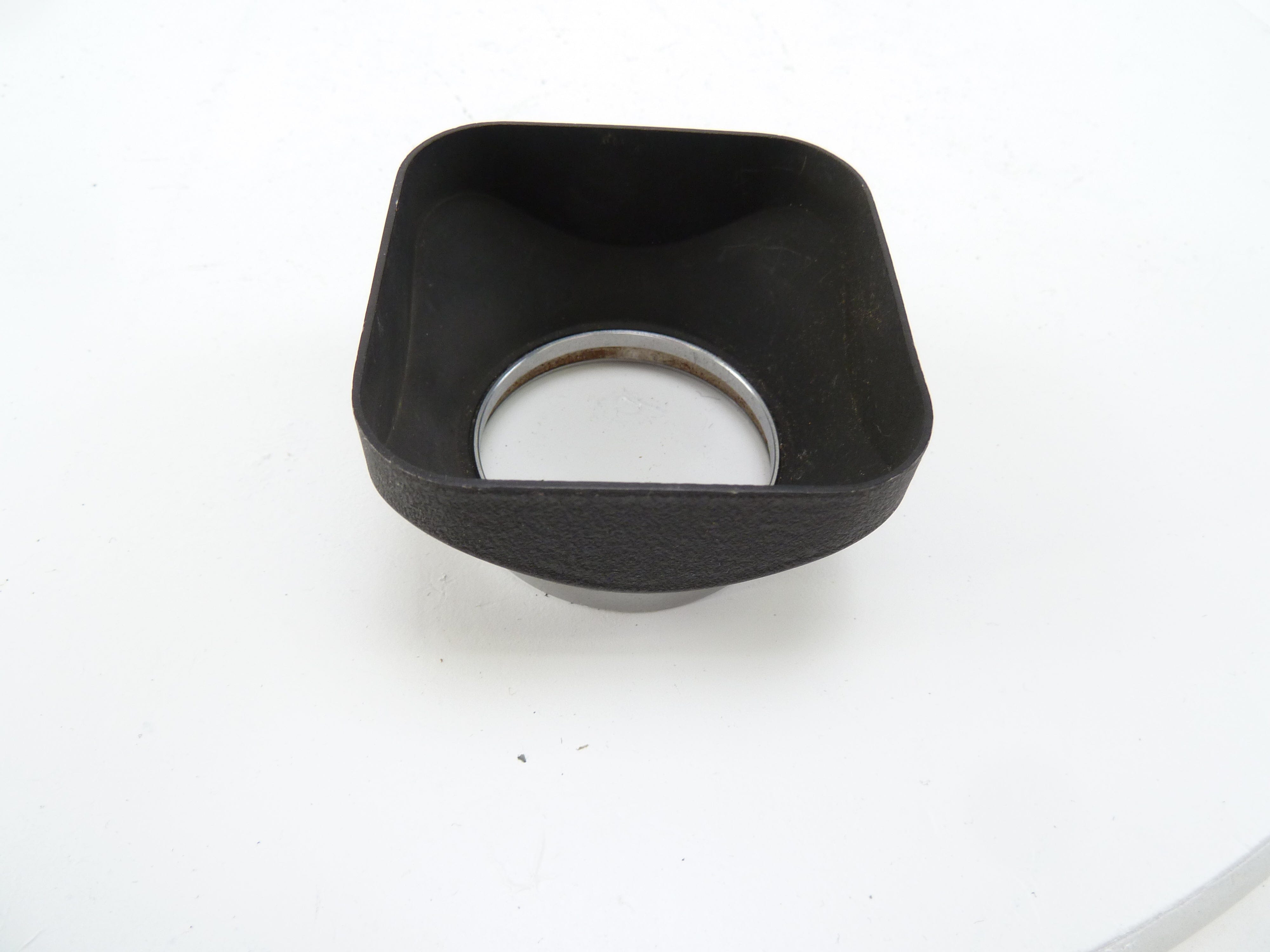 Mamiya Shade for Twin Lens Reflex 80MM Chrome Lens