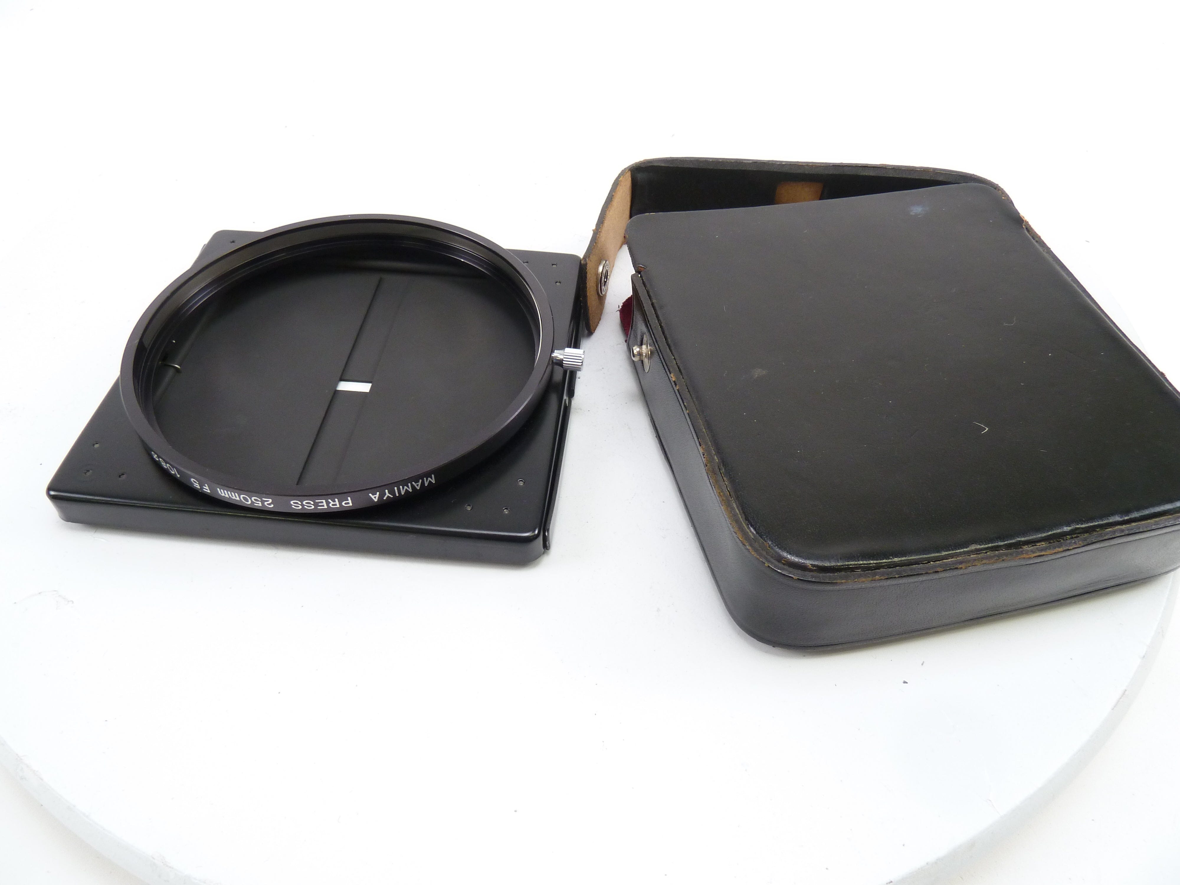 Mamiya Universal or Press Lens Hood for 250MM F5 Lens with Case