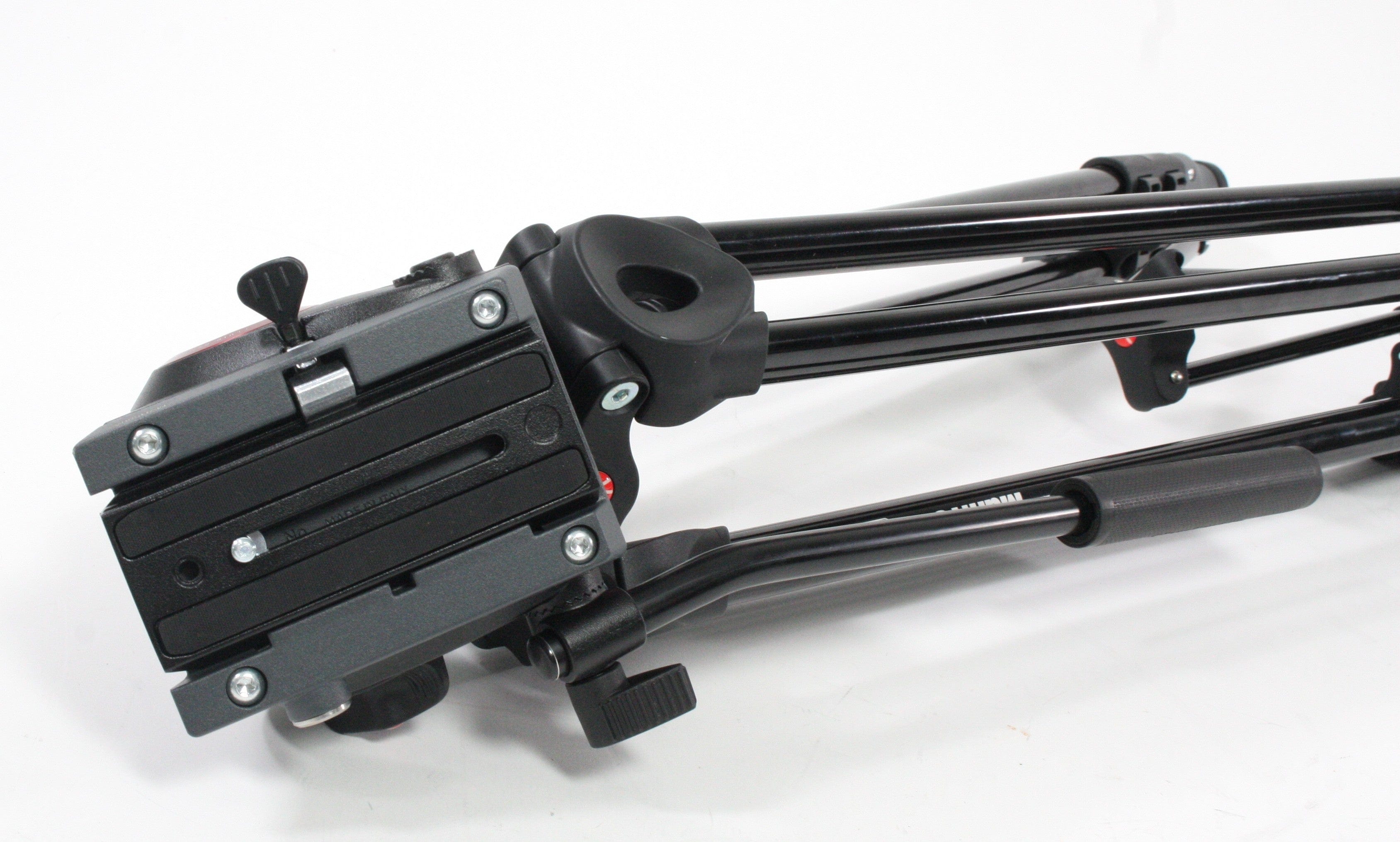 Manfrotto MVT502AM Tripod with MVH500A Video Head