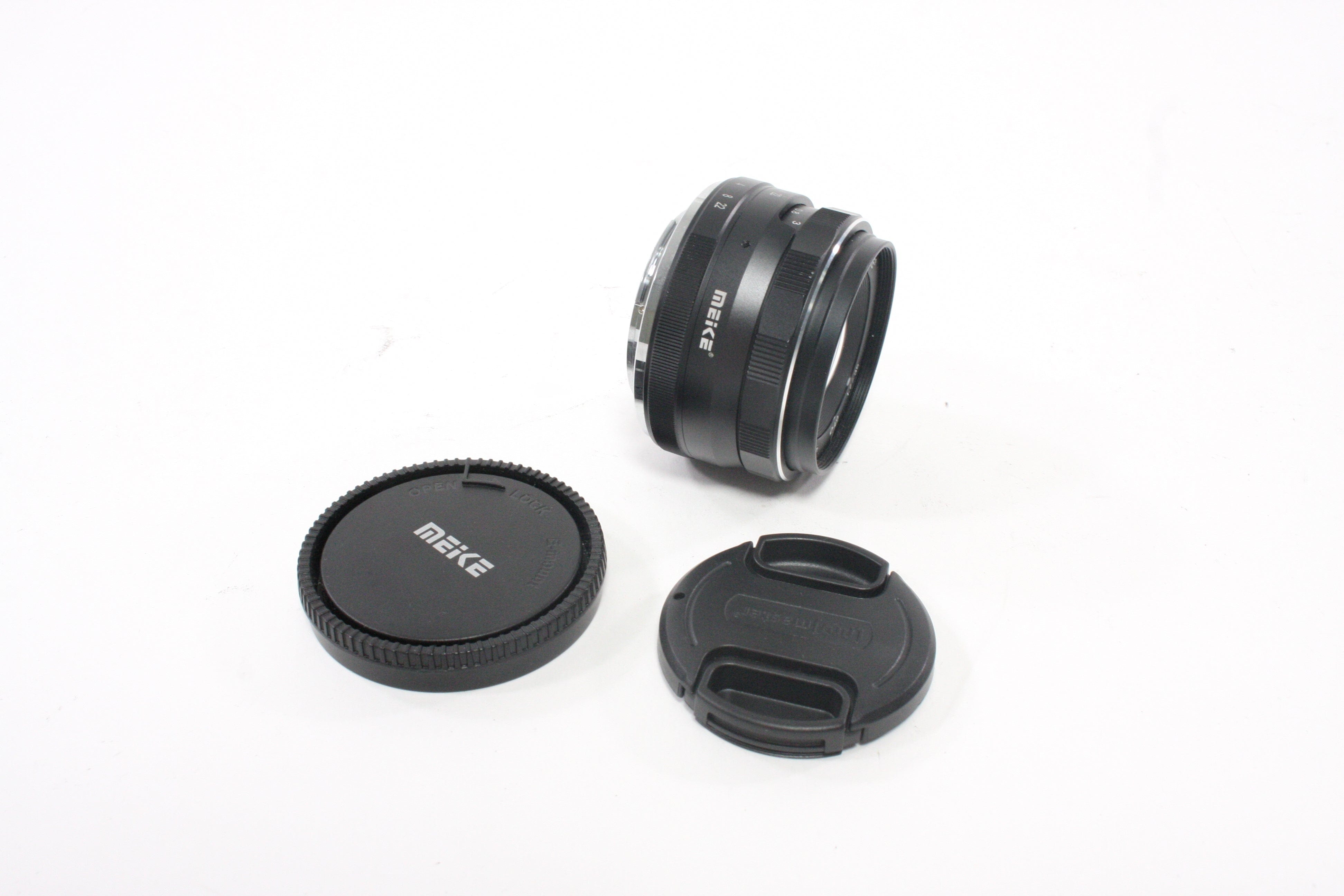Meike 35mm f/1.7 Multi-Coated Lens for Sony E Mount
