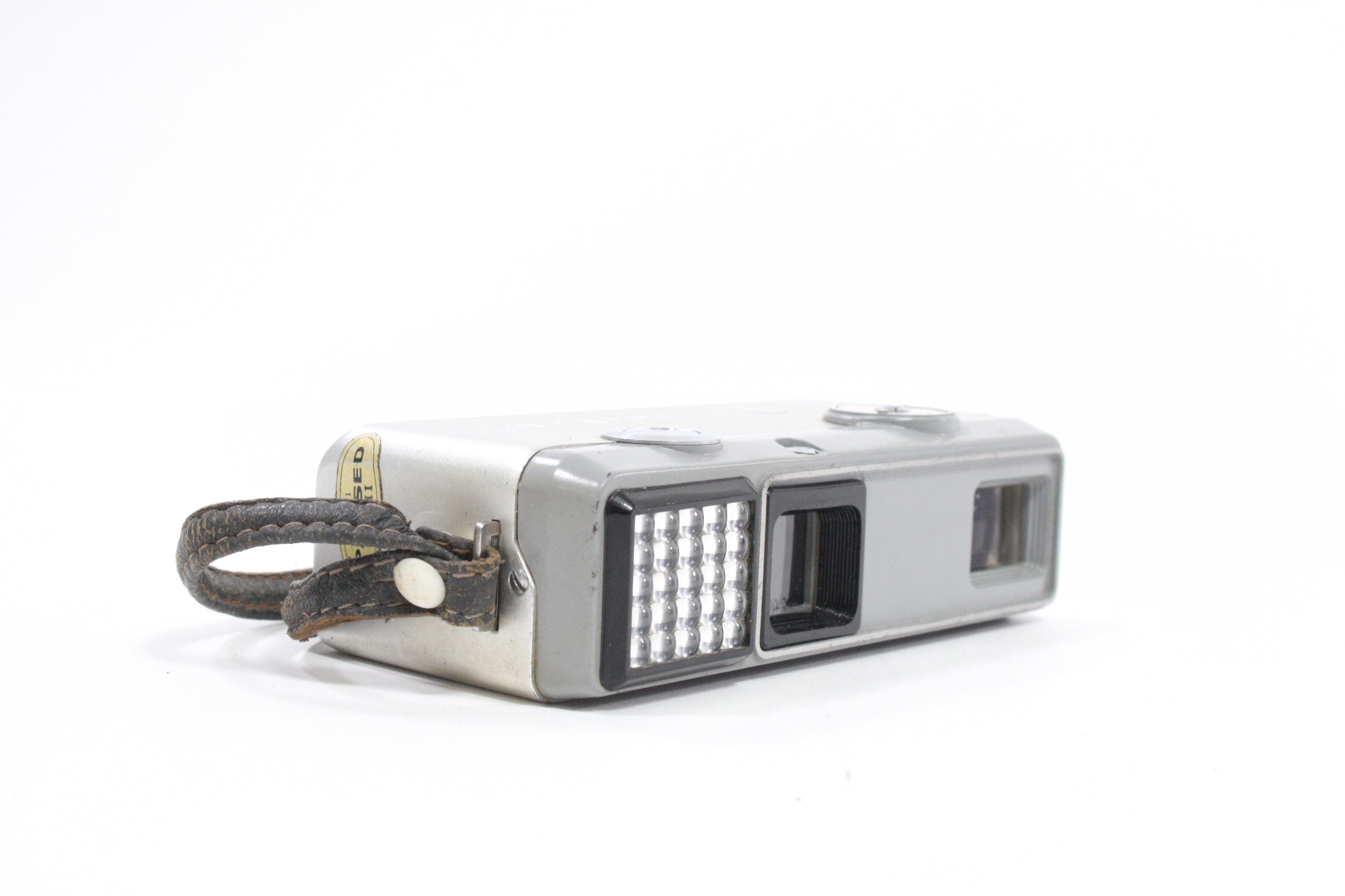 Minolta - 16 E.E. 16mm Camera with 20mm f/2.5 Lens