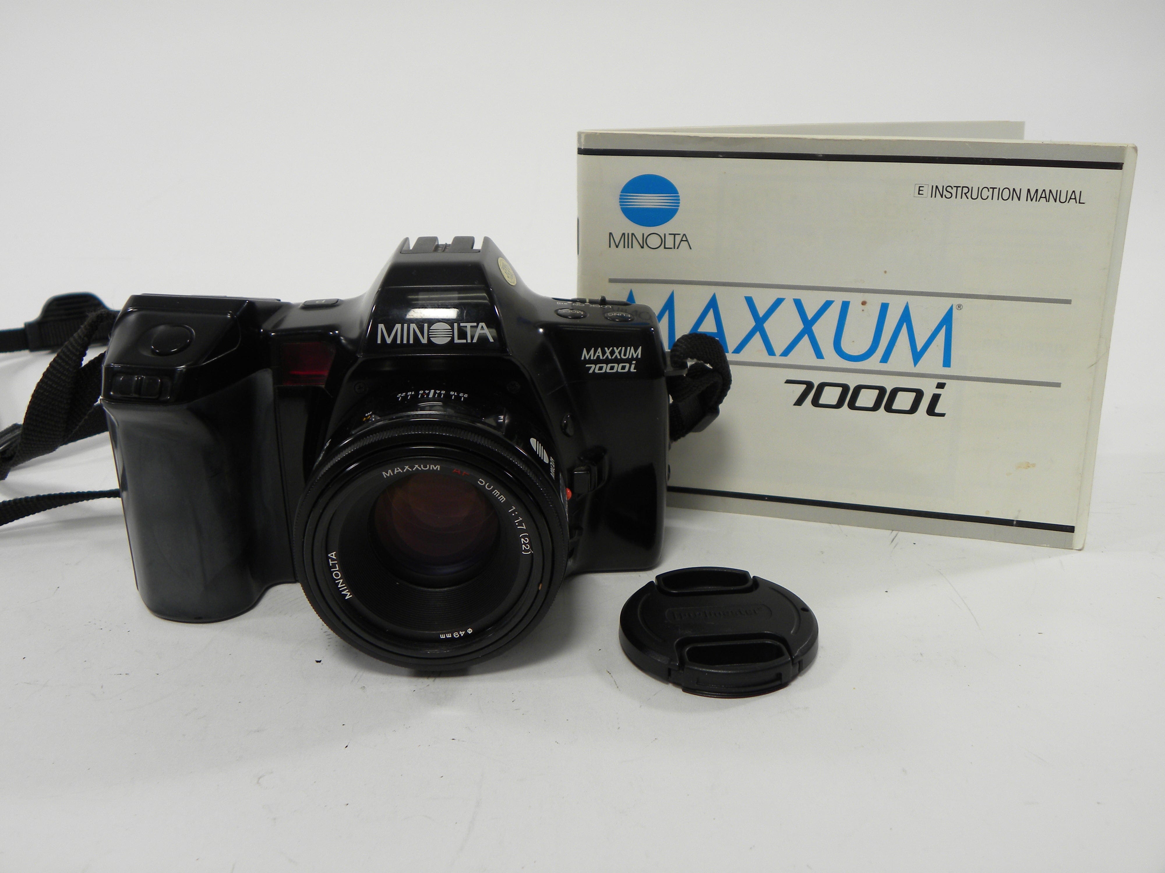 Minolta 7000i 35mm SLR w/Maxxum AF 50mm f1.7