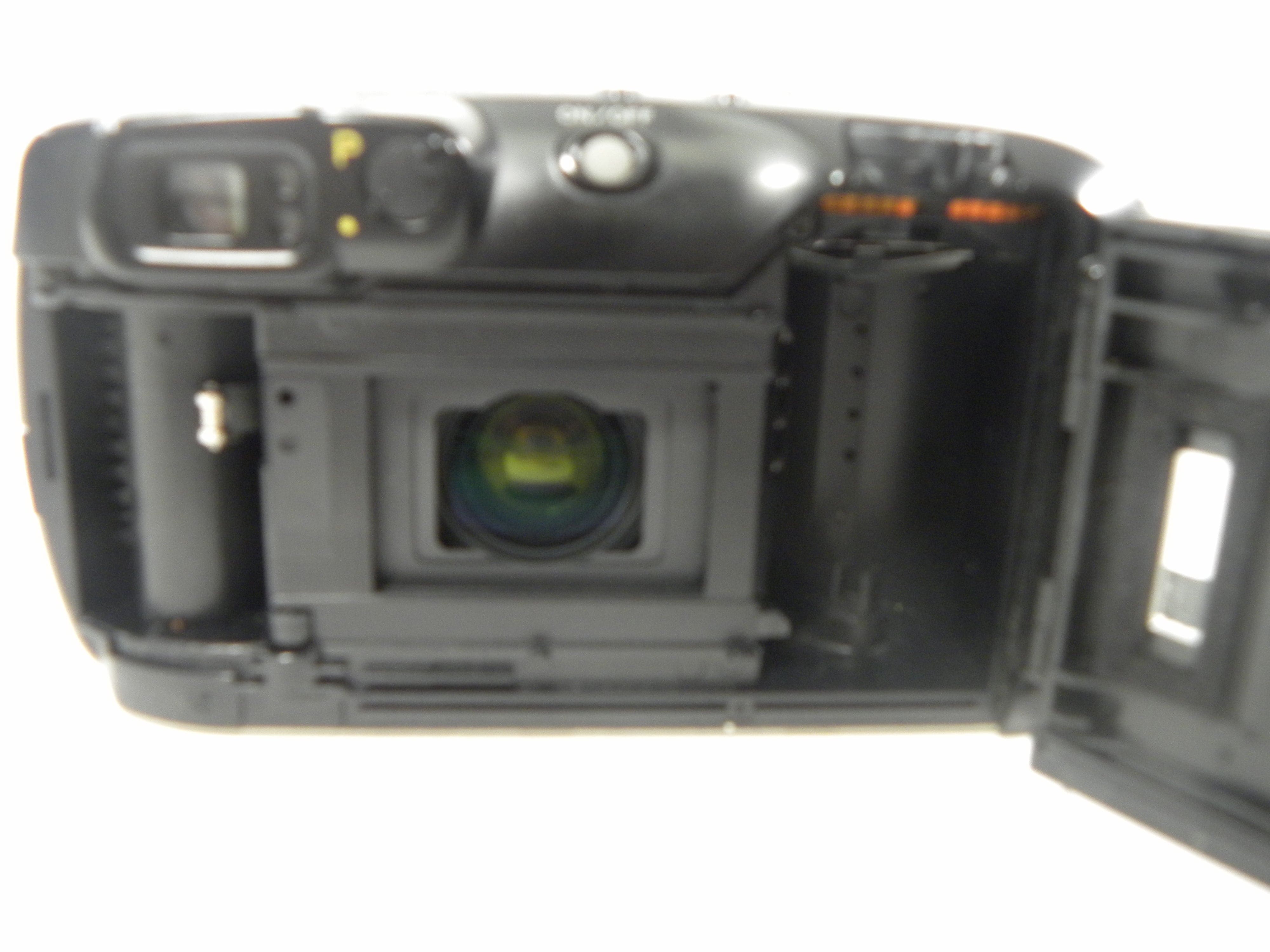 Minolta Elite Supreme Freedom Zoom EX 35mm Camera