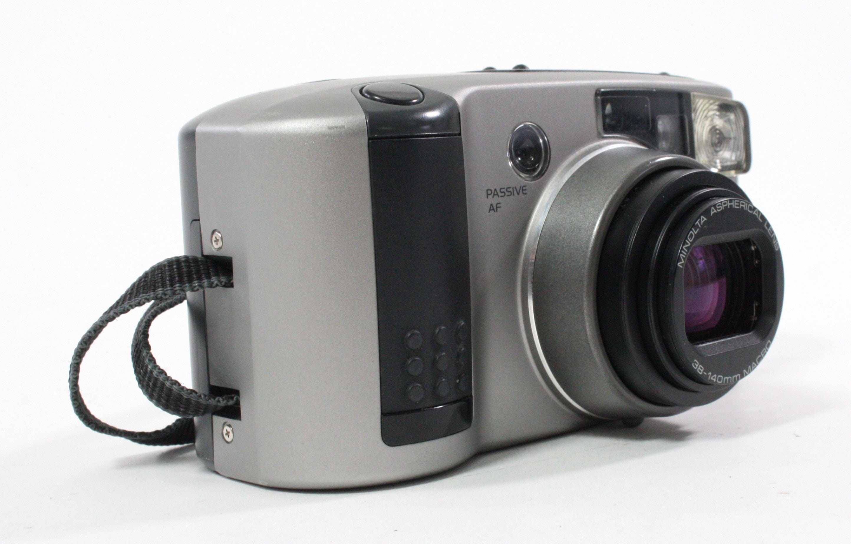 Minolta Freedom Zoom 140EX 35mm Point-and-Shoot Camera