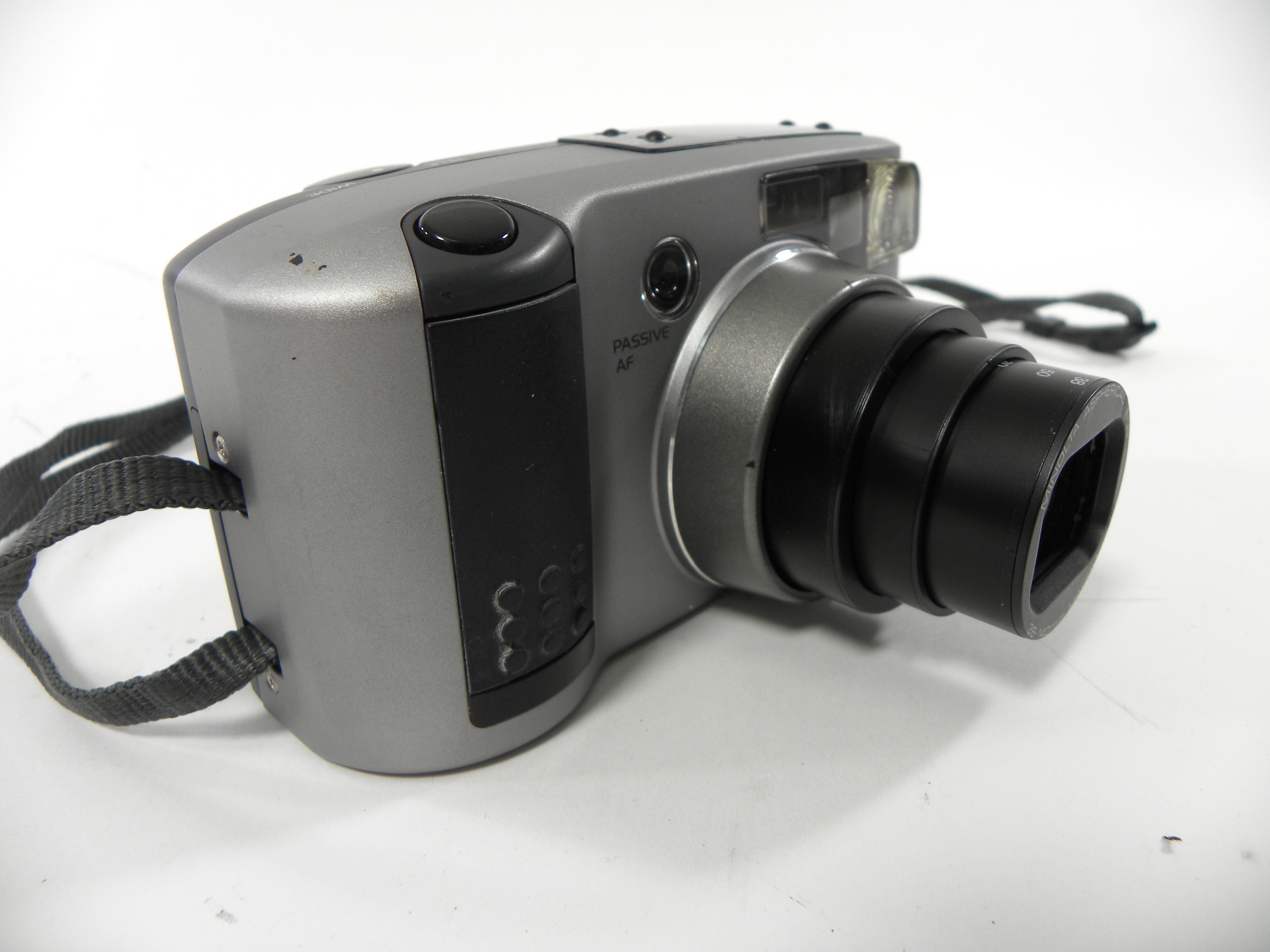 Minolta Freedom Zoom 140ex Panorama Date 35mm Camera
