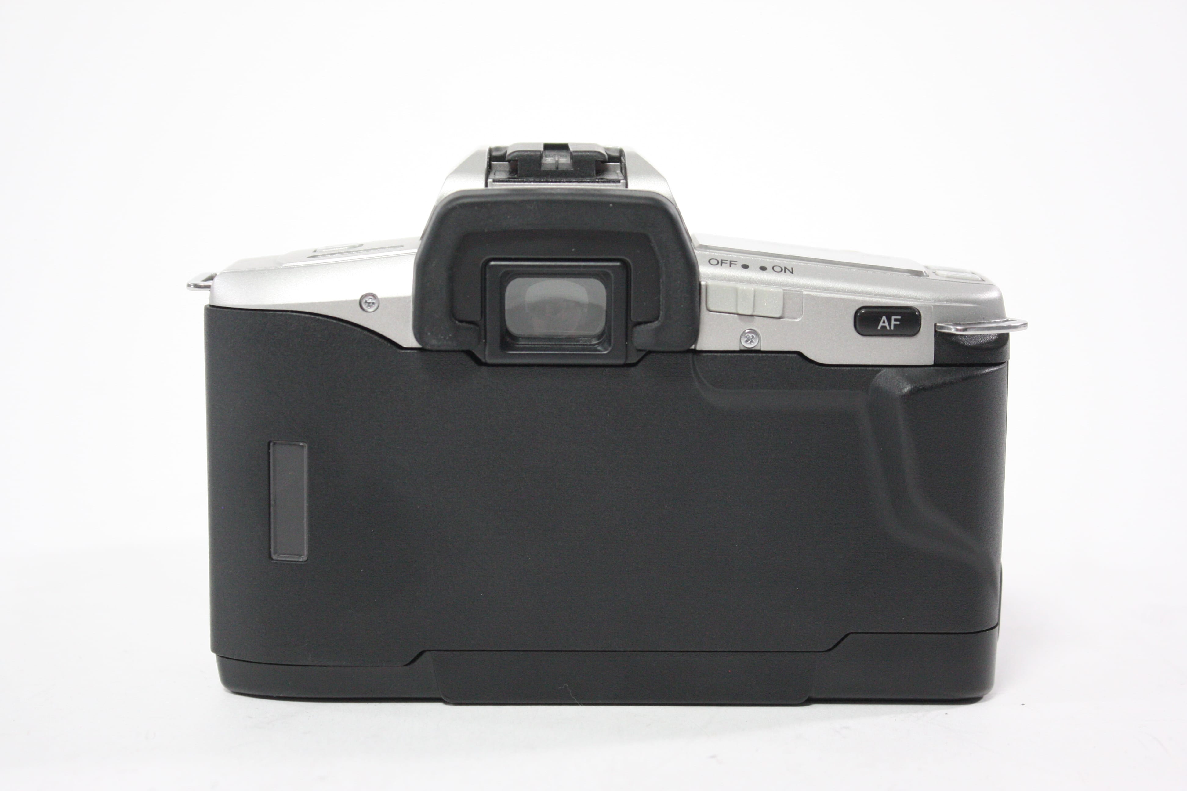 Minolta GT Maxxum 35mm SLR Camera with Minolta 35-80mm f/4-5.6 AF Zoom Lens