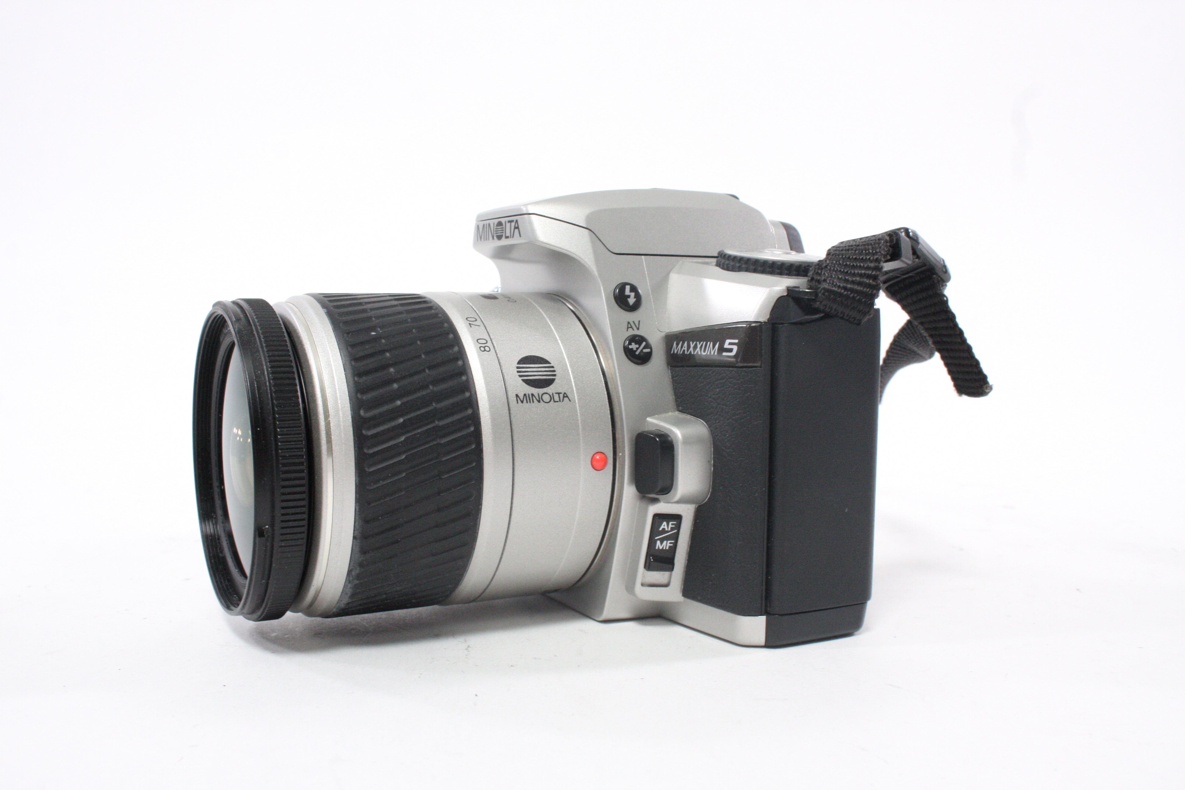 Minolta Maxxium 5 35mm Camera with 28-80mm f/3.5-5.6 AF D Lens